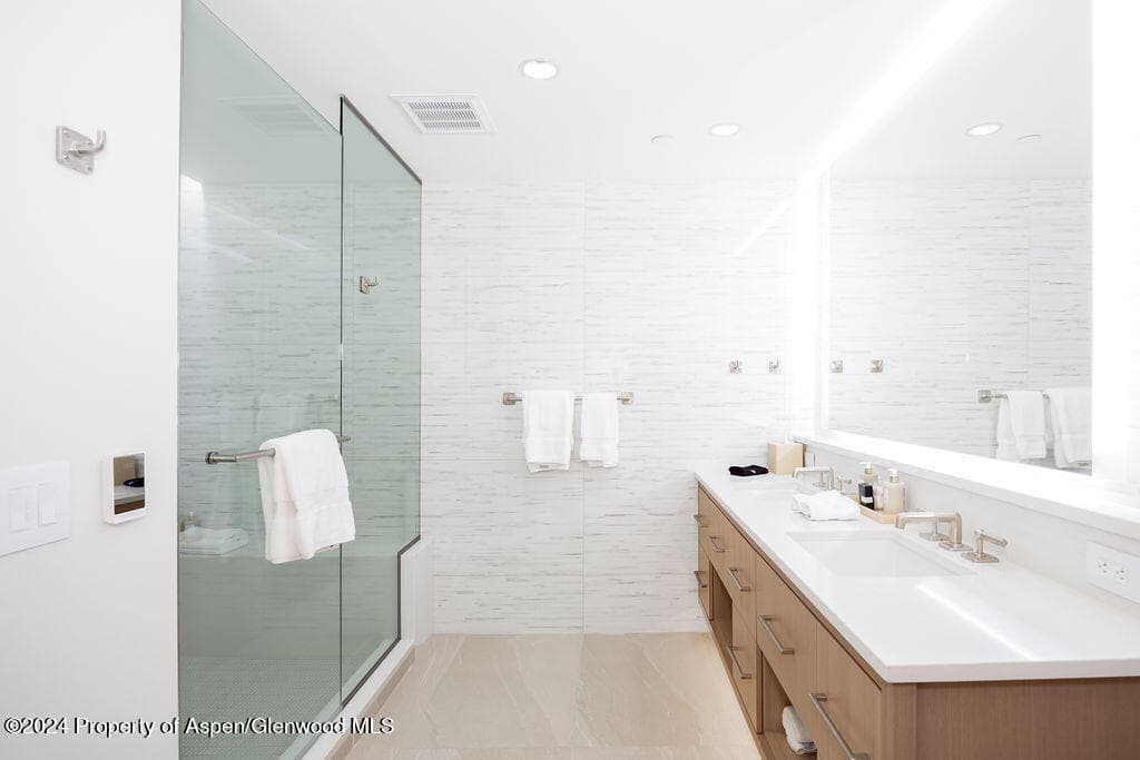 130 Wood Road 464, Snowmass Village, CO 81615 - Photo 12