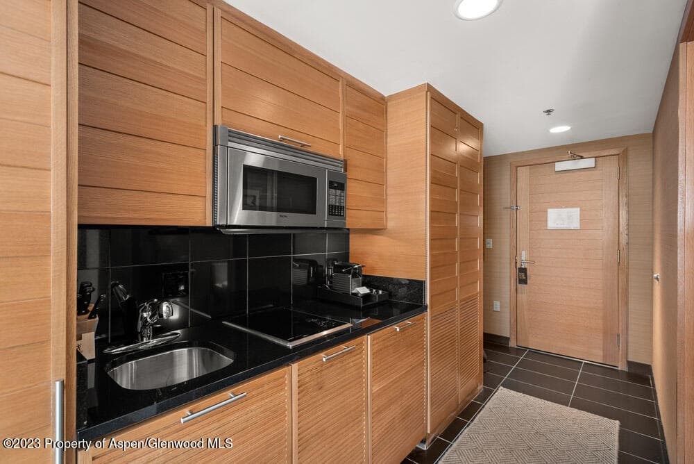 130 Wood Road 507, Snowmass Village, CO 81615 - Photo 5