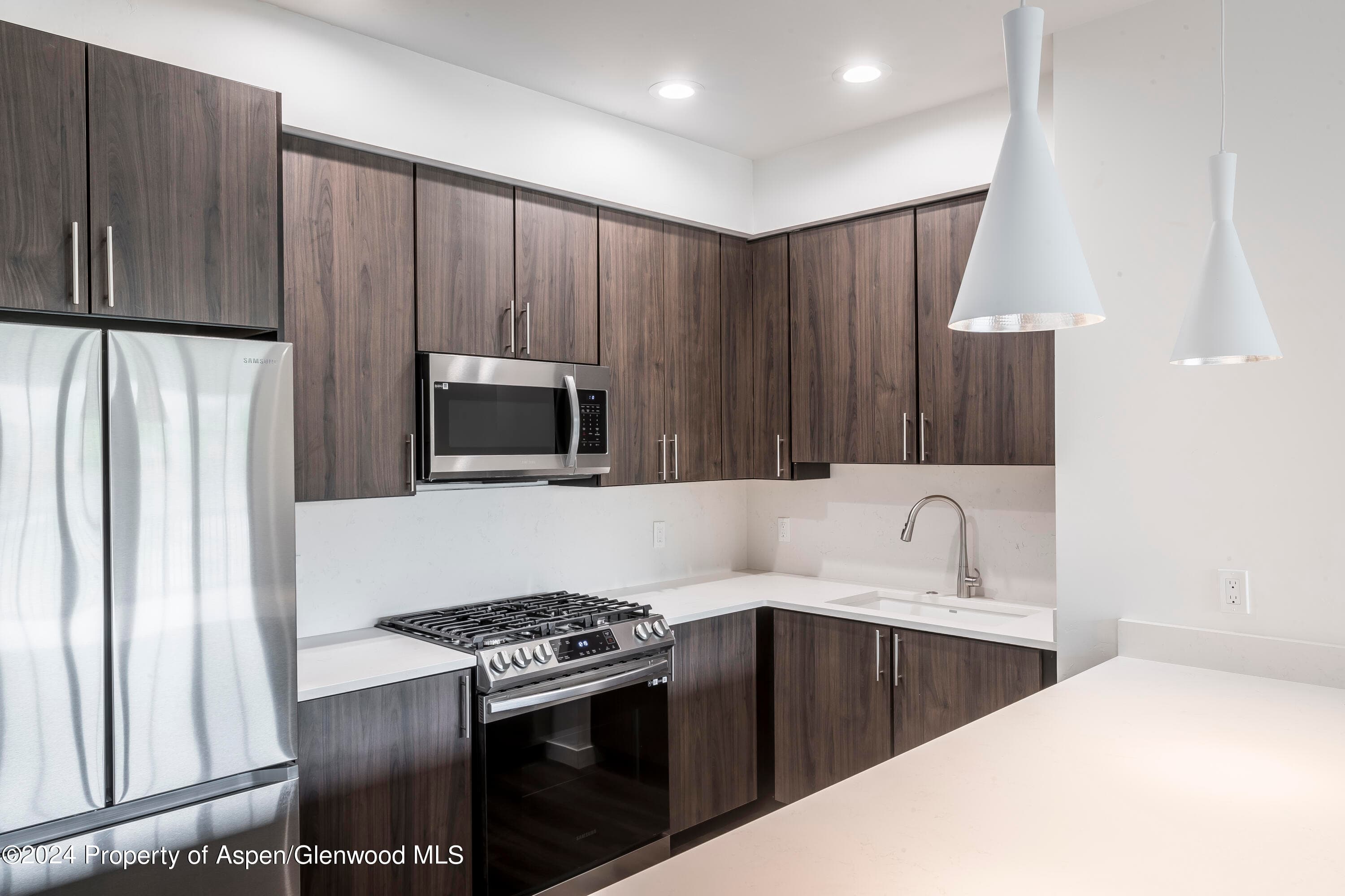 601 Little Cloud, New Castle, CO 81647 - Photo 6