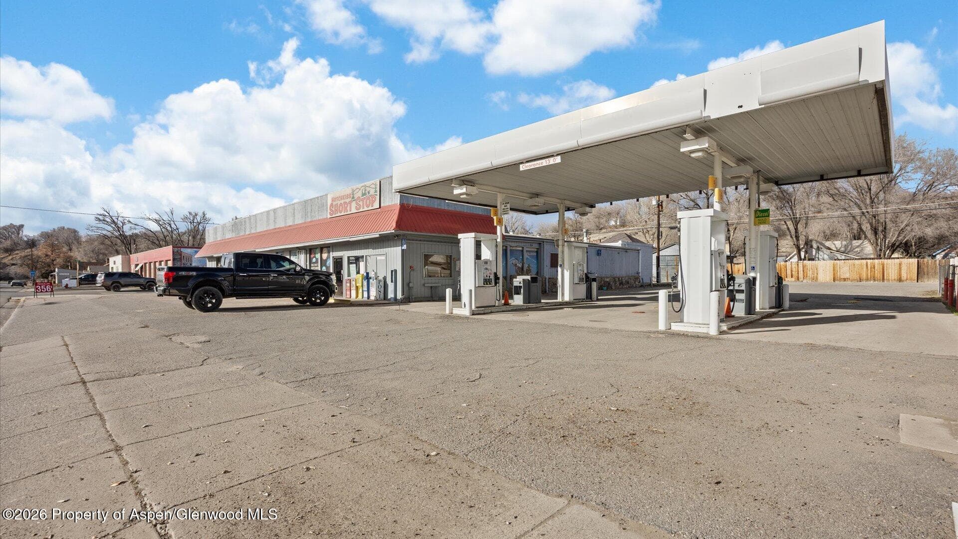 180 W Bridge Street, Hotchkiss, CO 81419