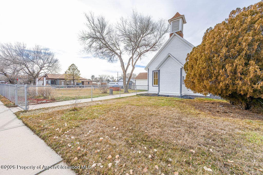 581 Denver Avenue, De Beque, CO 81630 - Photo 2