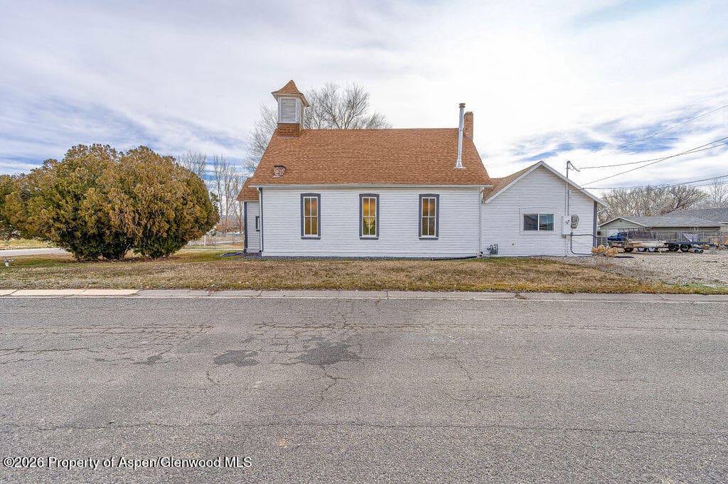 581 Denver Avenue, De Beque, CO 81630 - Photo 4