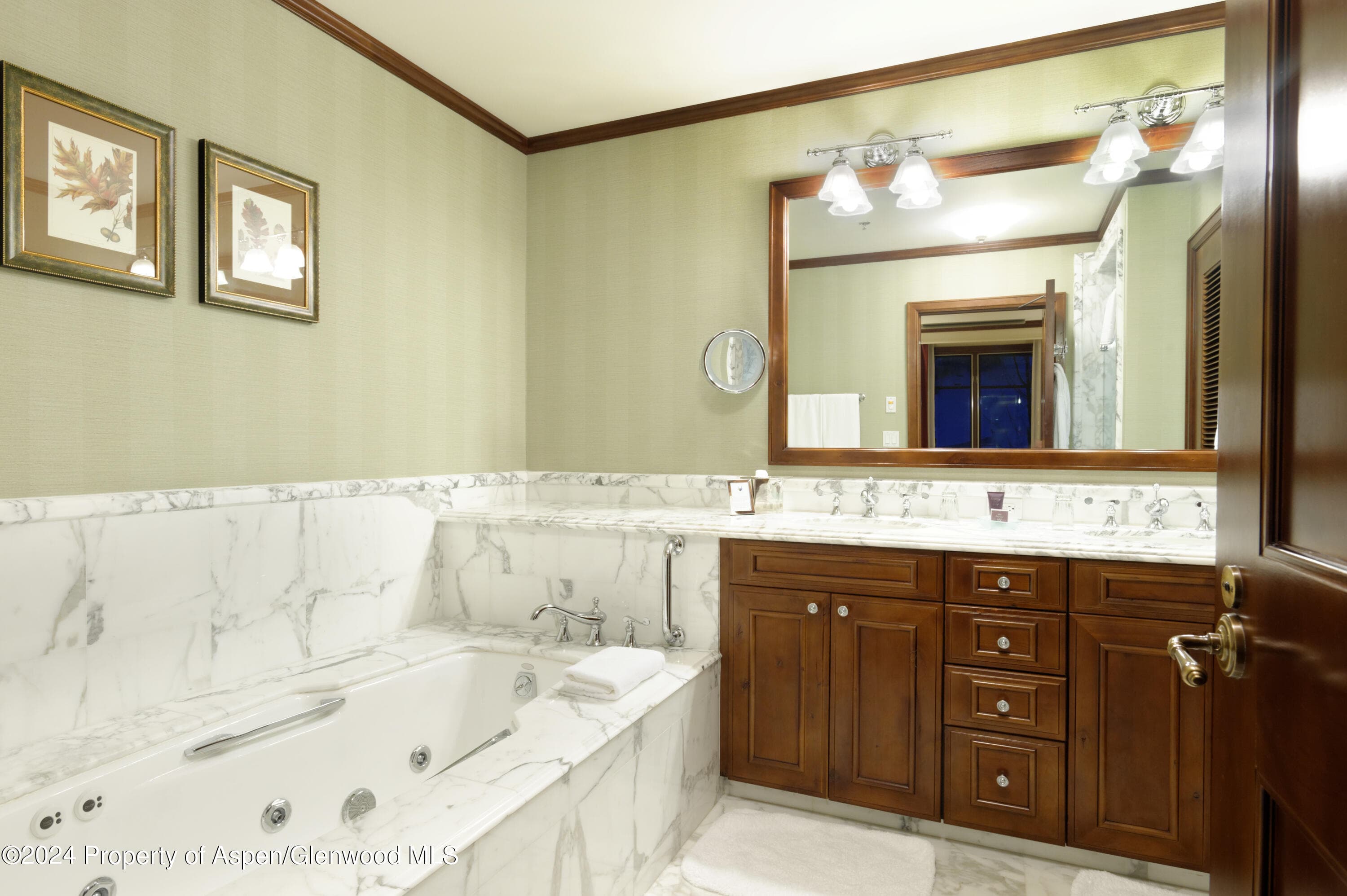197 Prospector Road 2205-2, Aspen, CO 81611 - Photo 13
