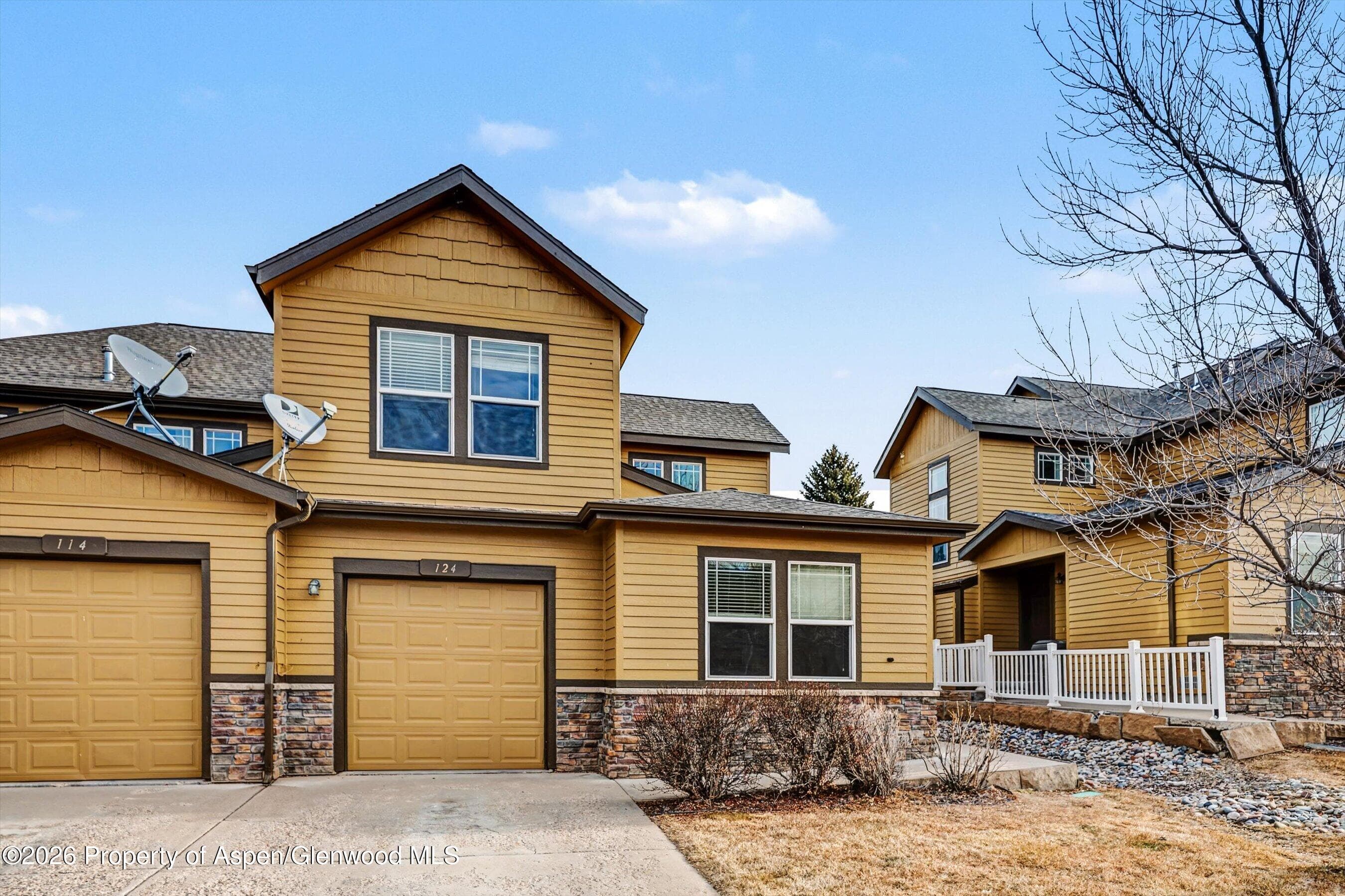 124 E Cathedral Court, New Castle, CO 81647 - Photo 2