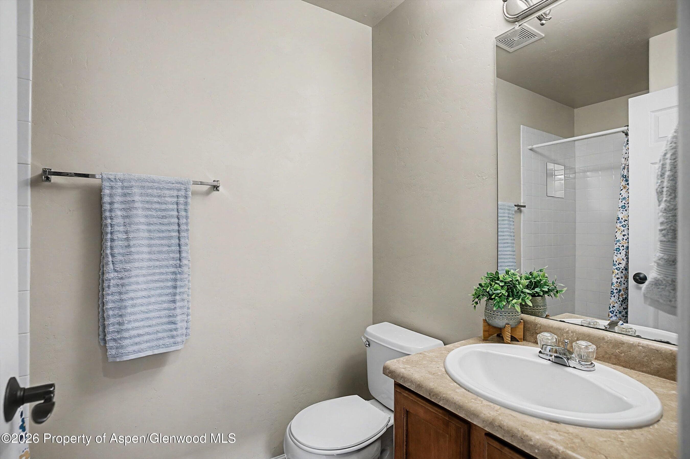 124 E Cathedral Court, New Castle, CO 81647 - Photo 17