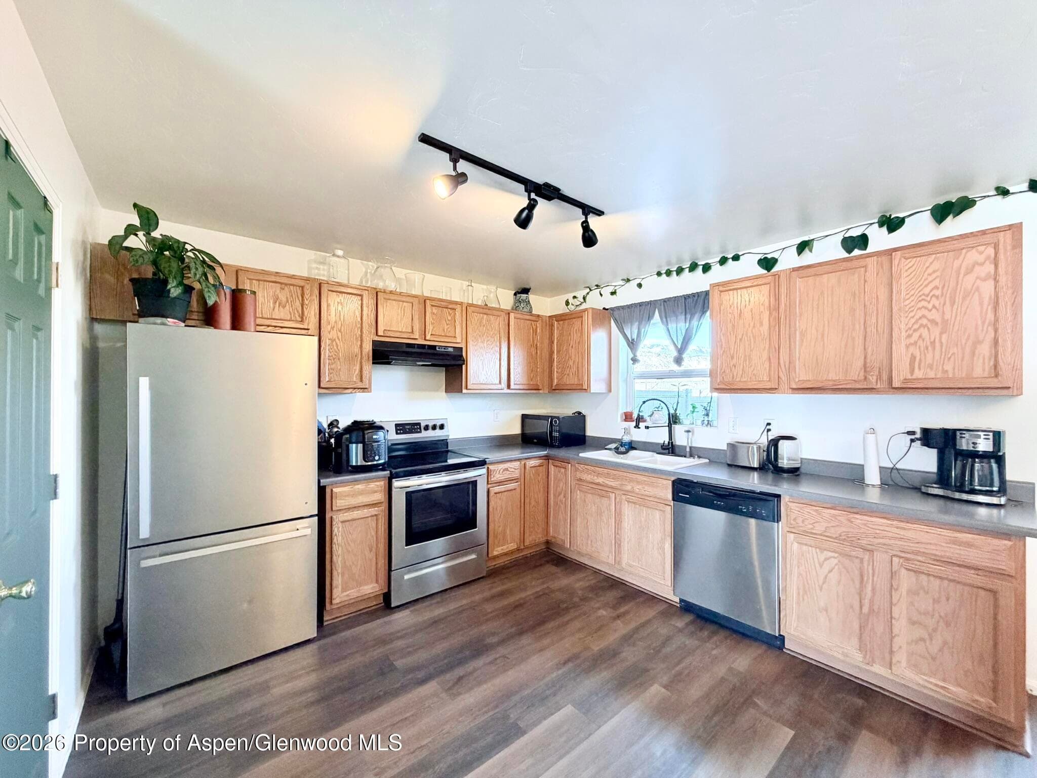 2523 Meadow Circle, Rifle, CO 81650 - Photo 5