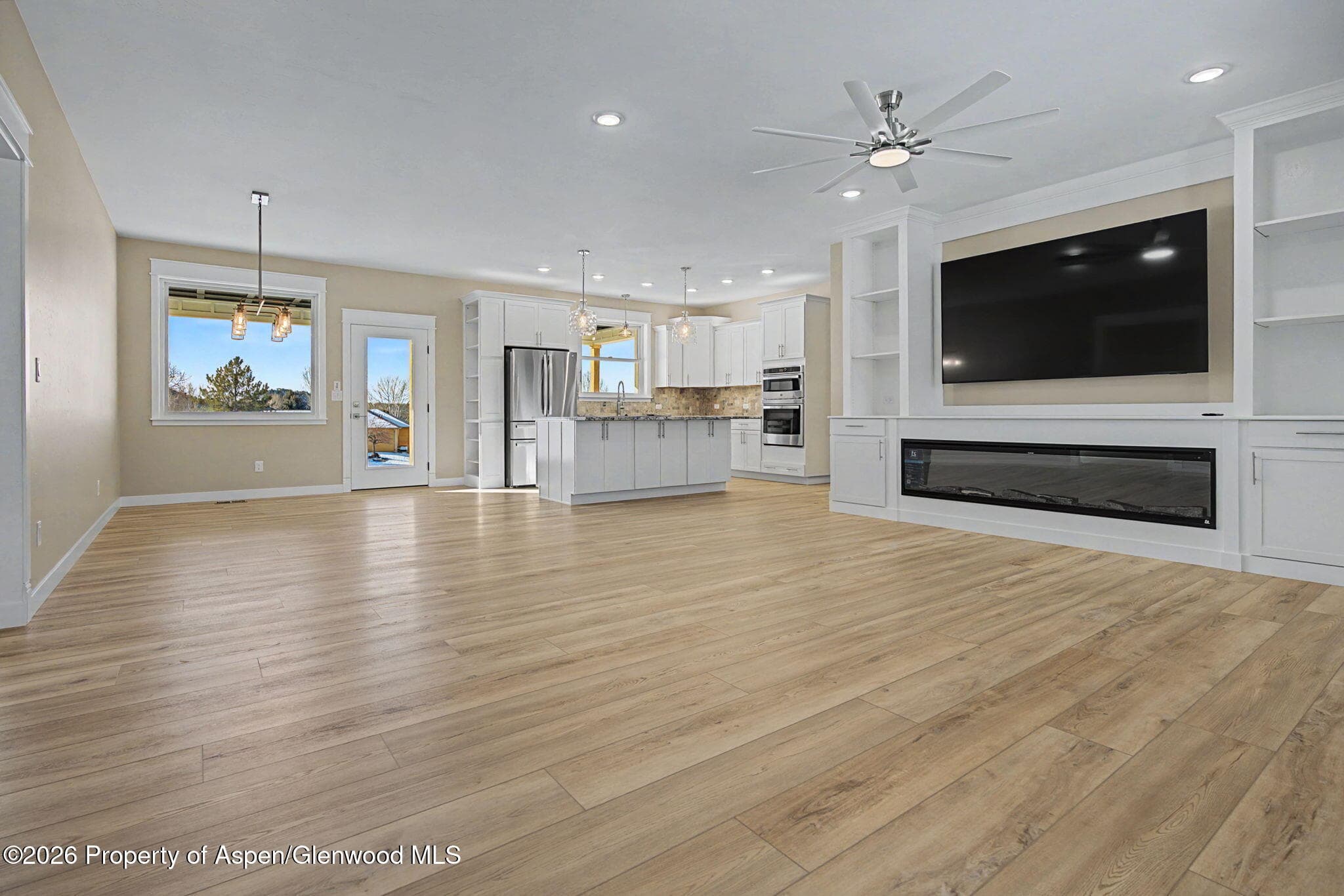 950 SE Fairway Drive, Cedaredge, CO 81413 - Photo 3