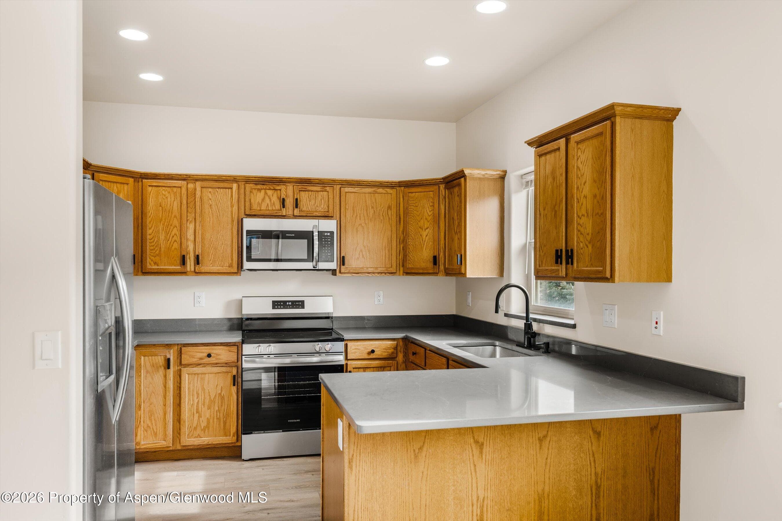 242 Castle Ridge Drive, New Castle, CO 81647 - Photo 5