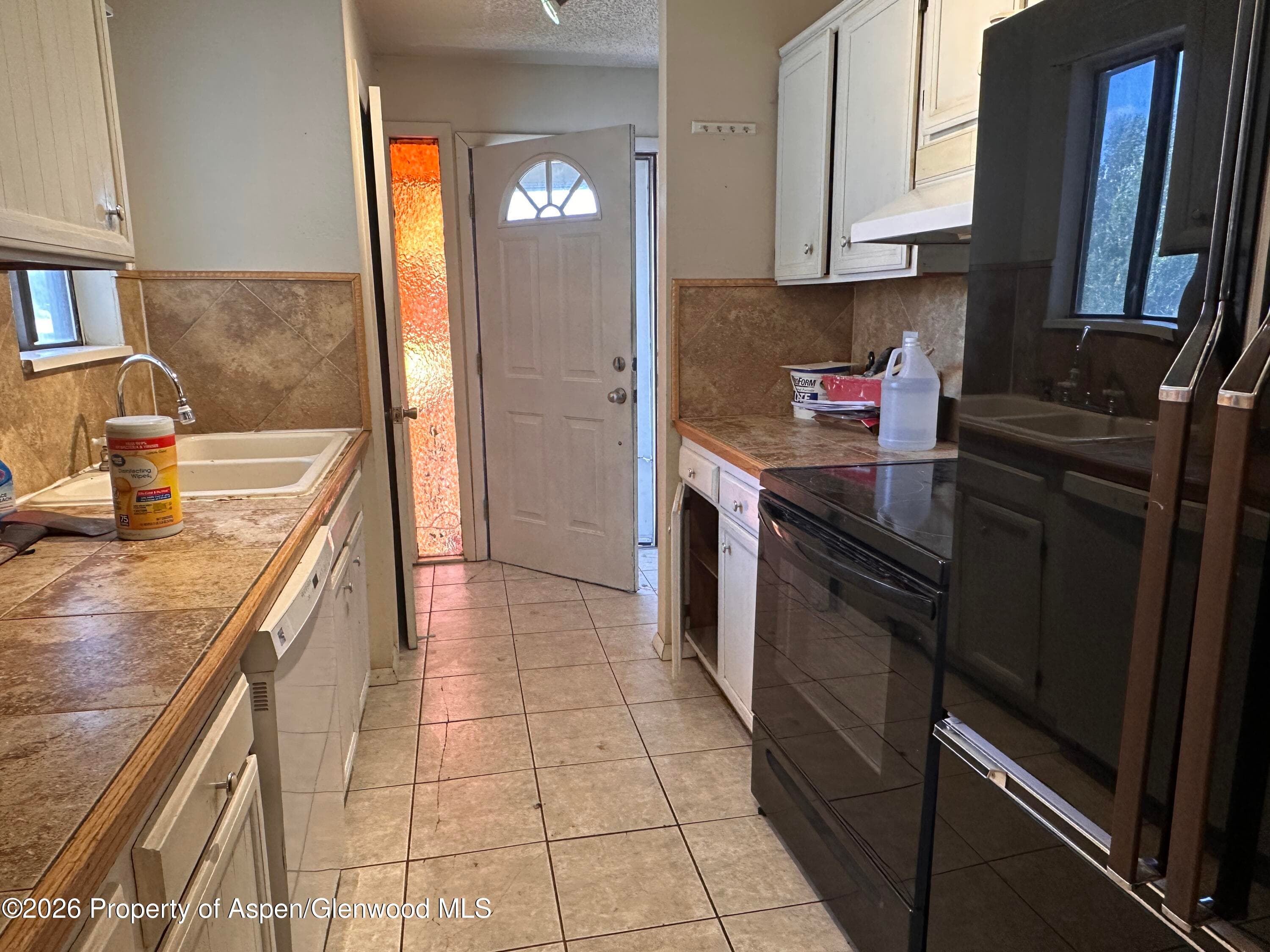1903 Frontier Drive, Craig, CO 81625 - Photo 5