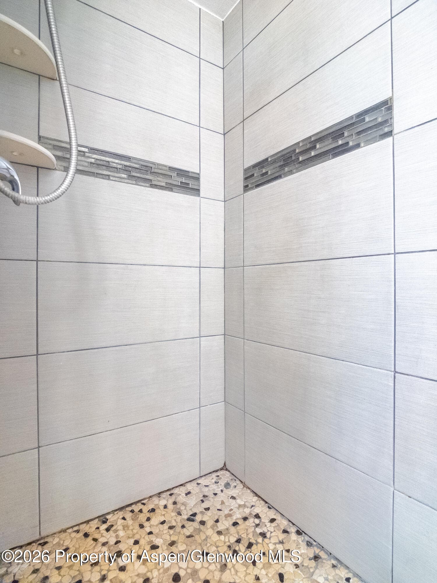 792 Castle Valley Boulevard B, New Castle, CO 81647 - Photo 5