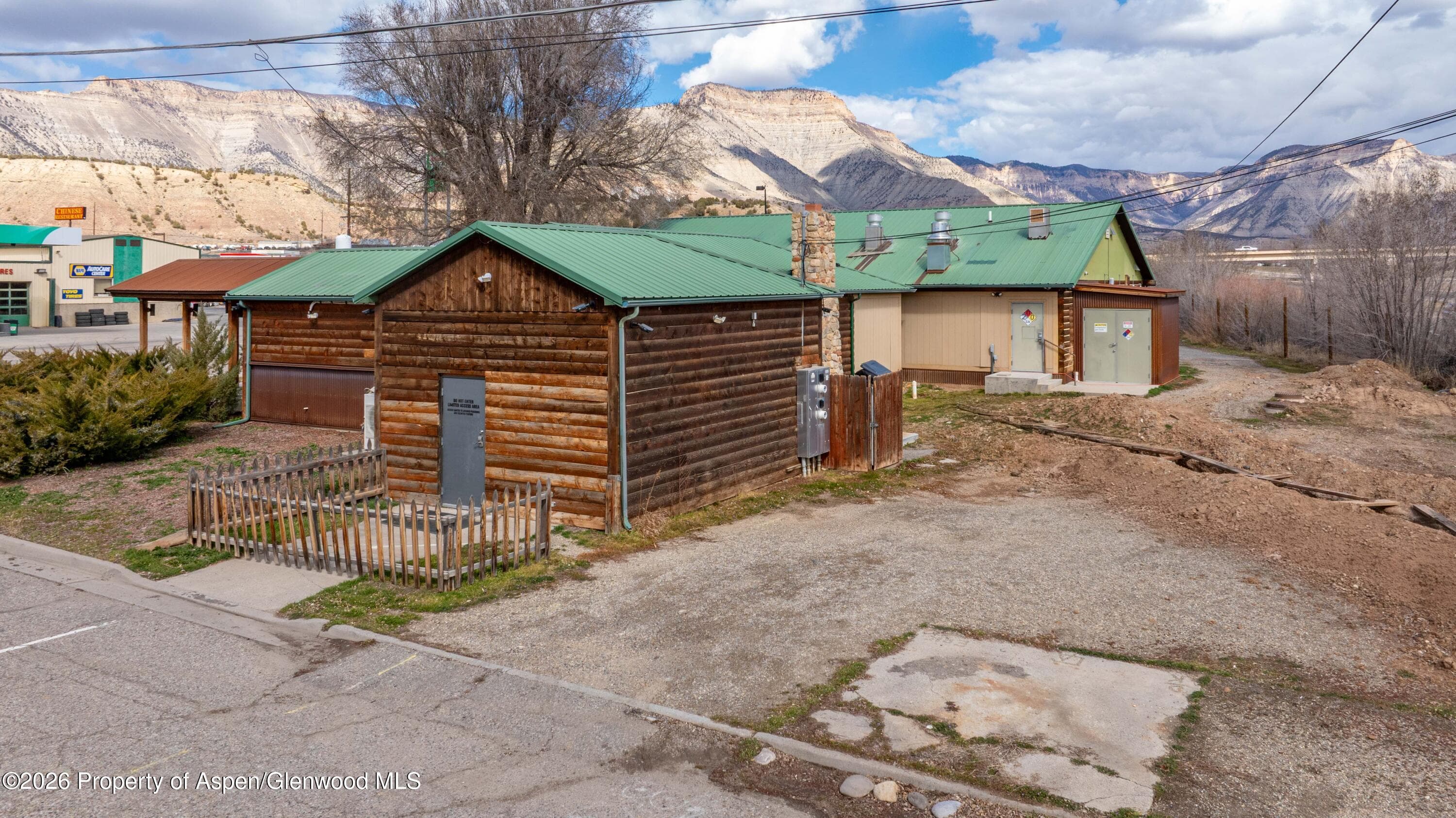315 E 1st Street A & B, Parachute, CO 81635 - Photo 4