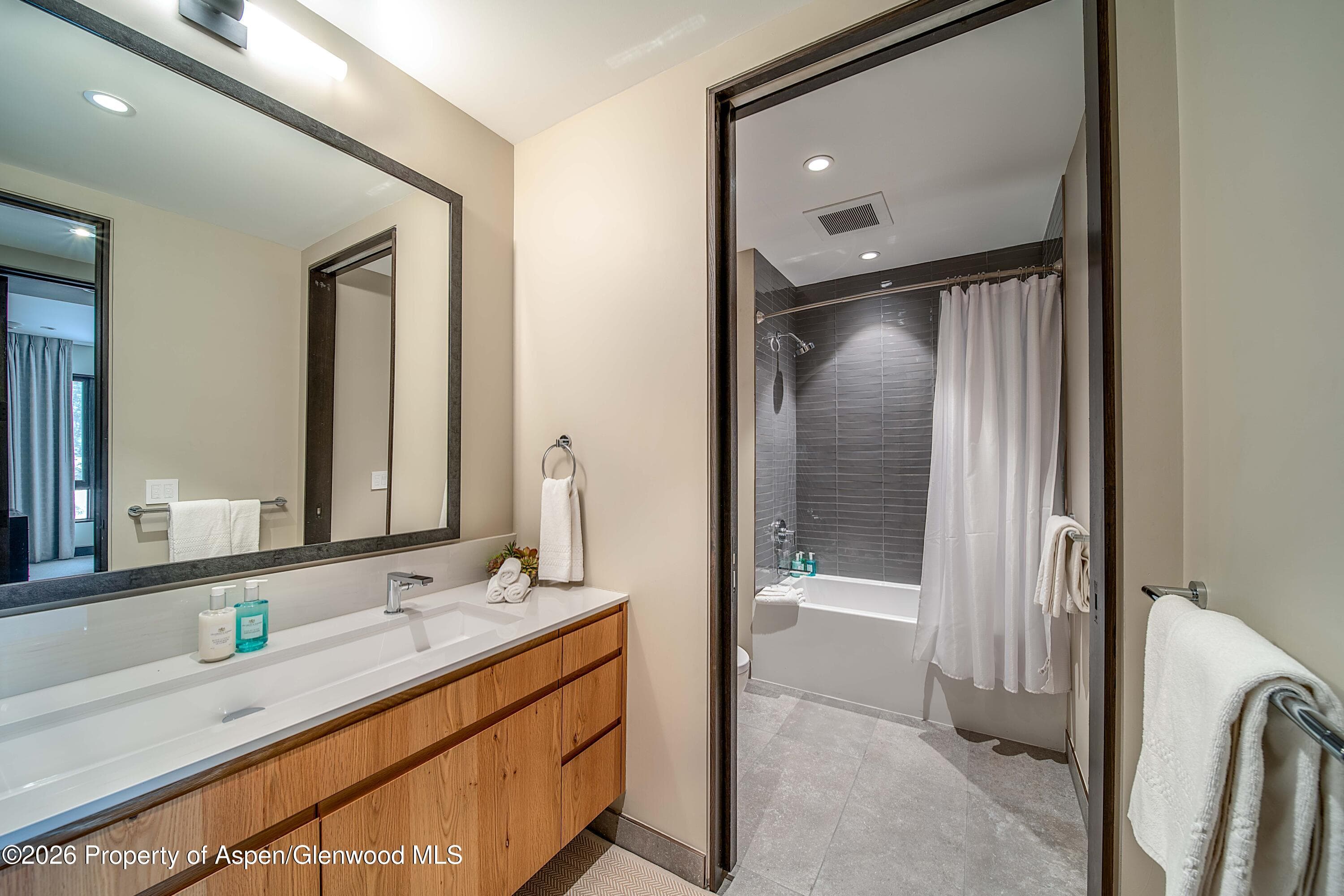 77 Wood Road 407-01, Snowmass Village, CO 81615 - Photo 6