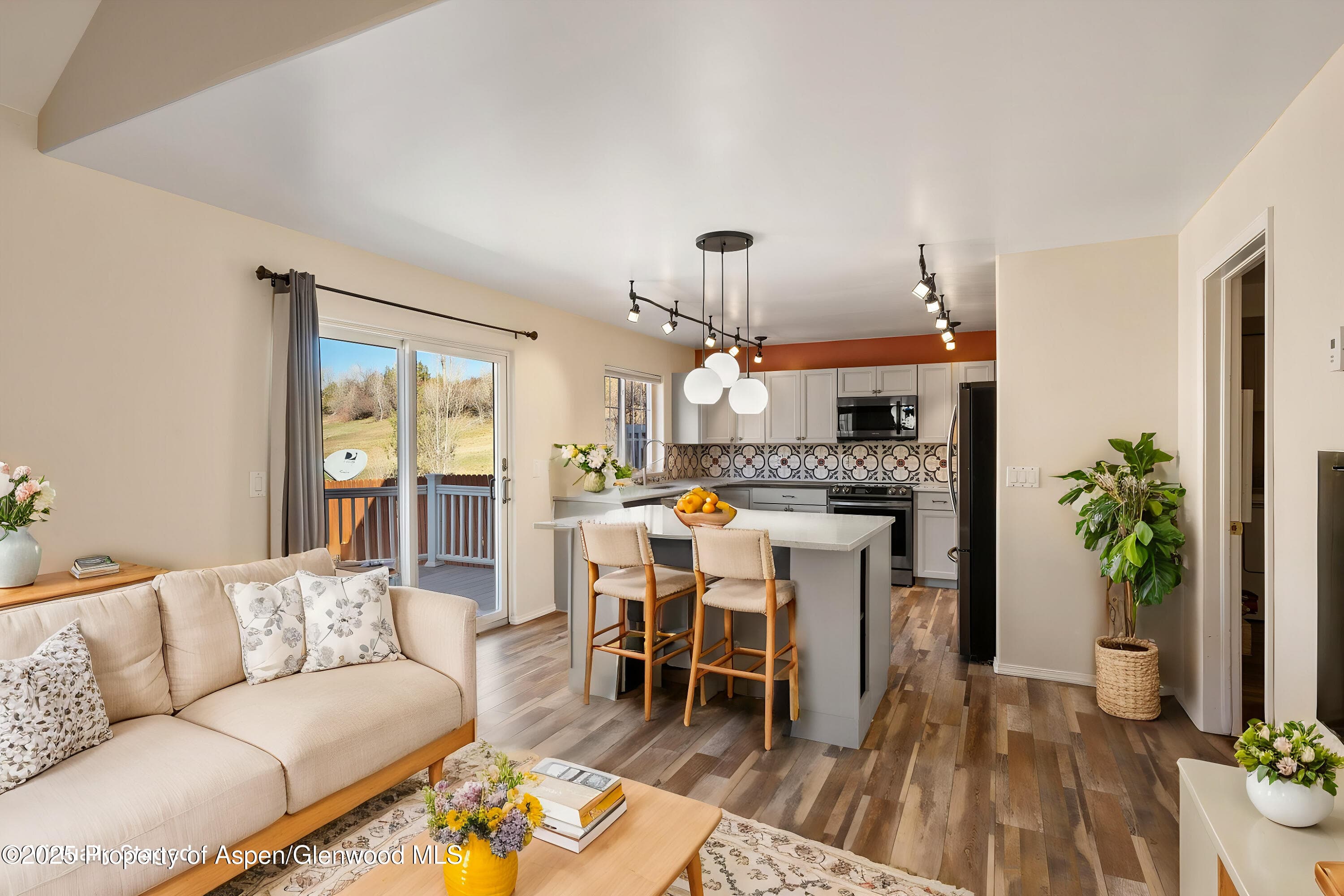 721 Pine Court, New Castle, CO 81647 - Photo 3