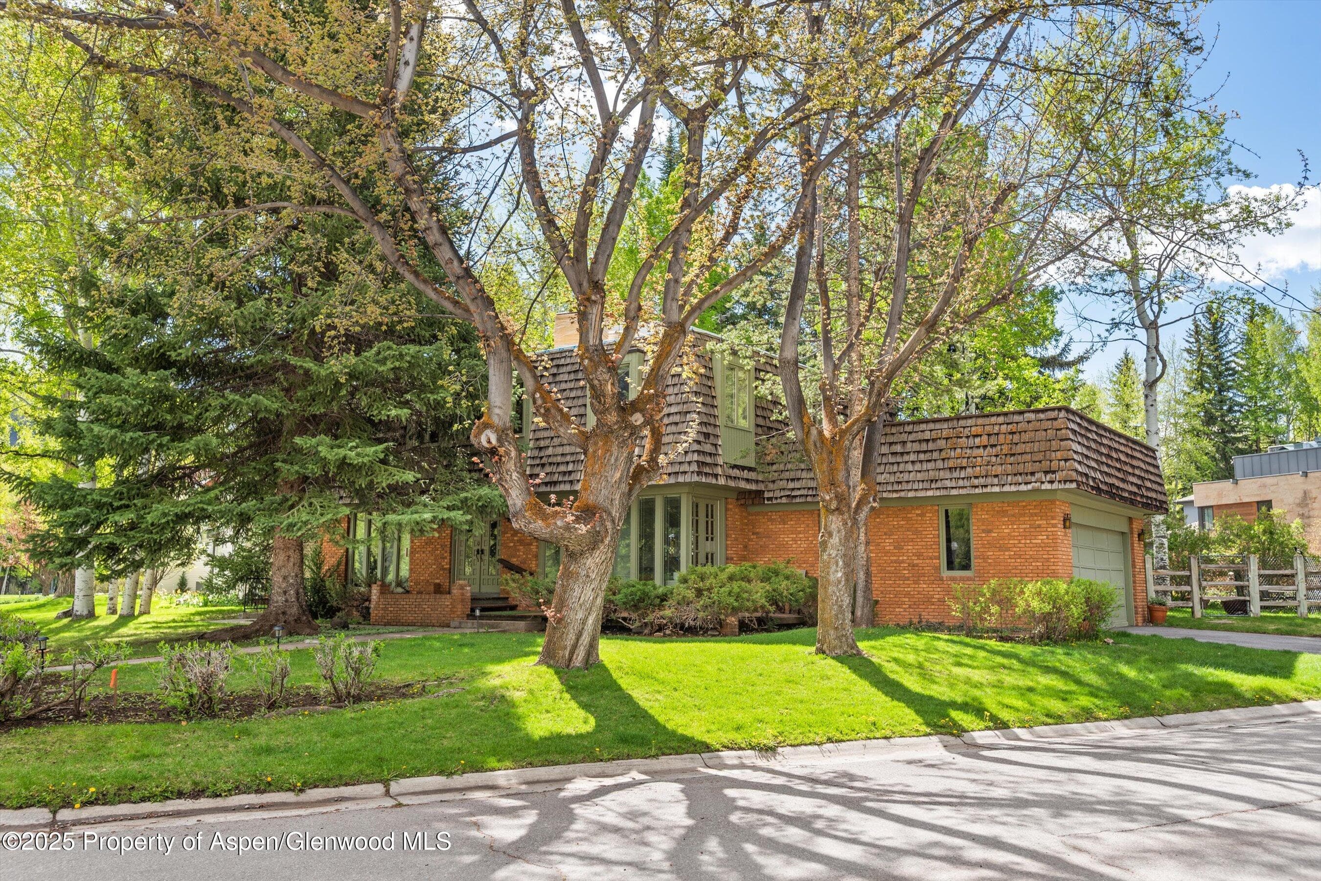 531 Gillespie Street, Aspen, CO 81611 - Photo 2