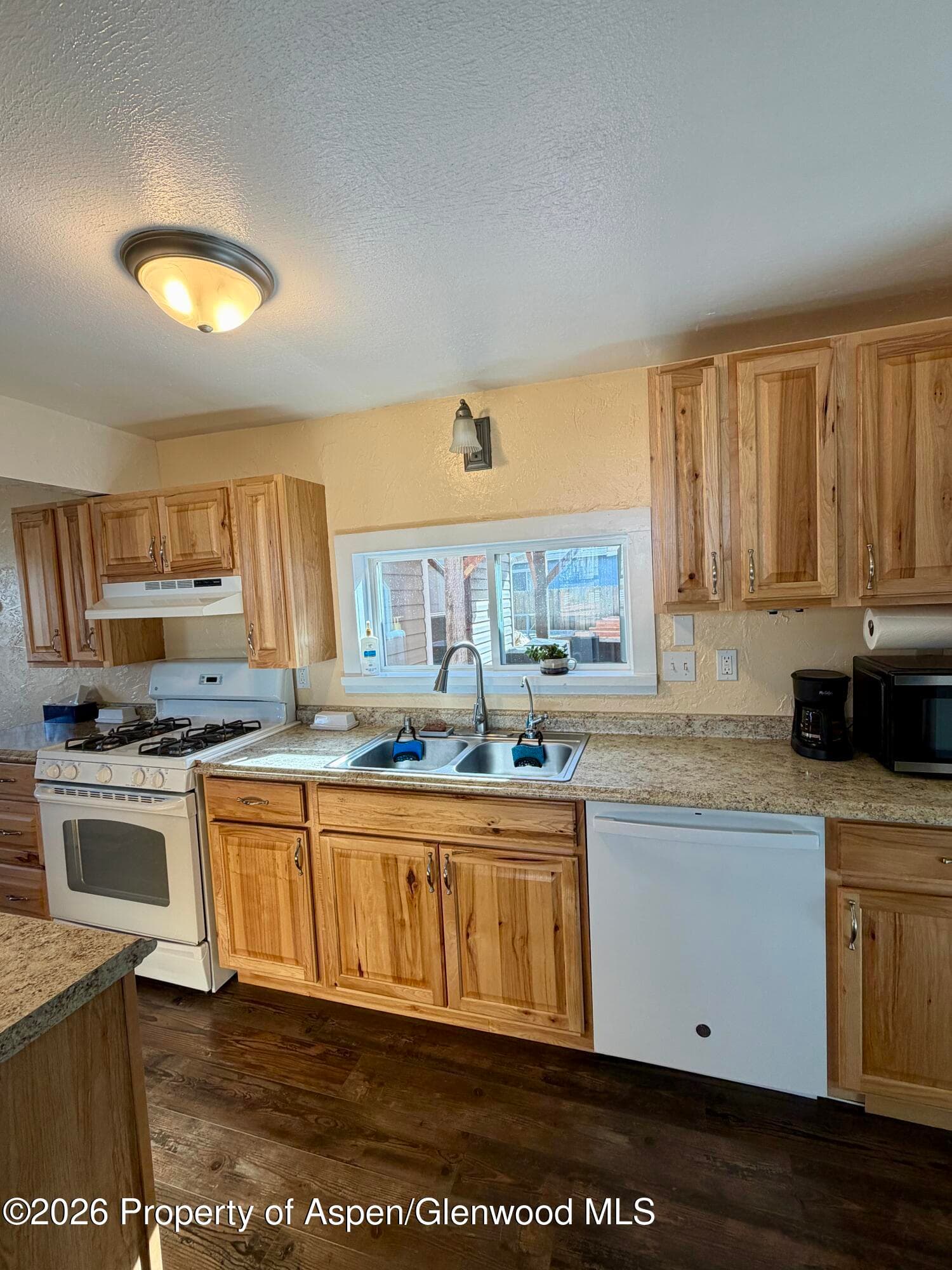324 3rd Street, Parachute, CO 81635 - Photo 6