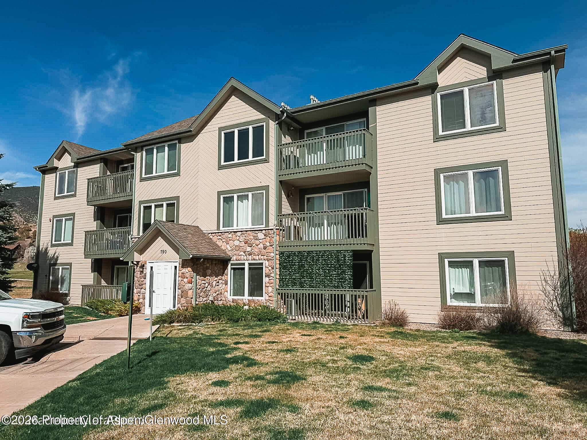 790 Castle Valley Boulevard L, New Castle, CO 81647