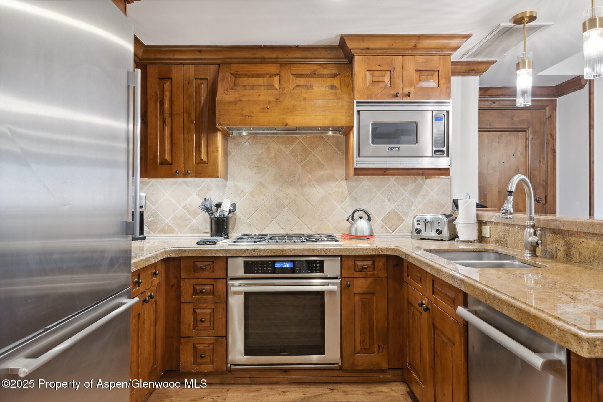 415 E Dean St, Unit 48, Week 8, Aspen, CO 81611 - Photo 7