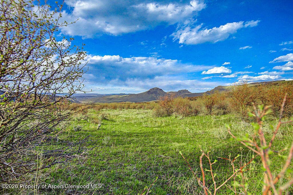 910 Slater Way Road Road, Craig, CO 81625 - Photo 1