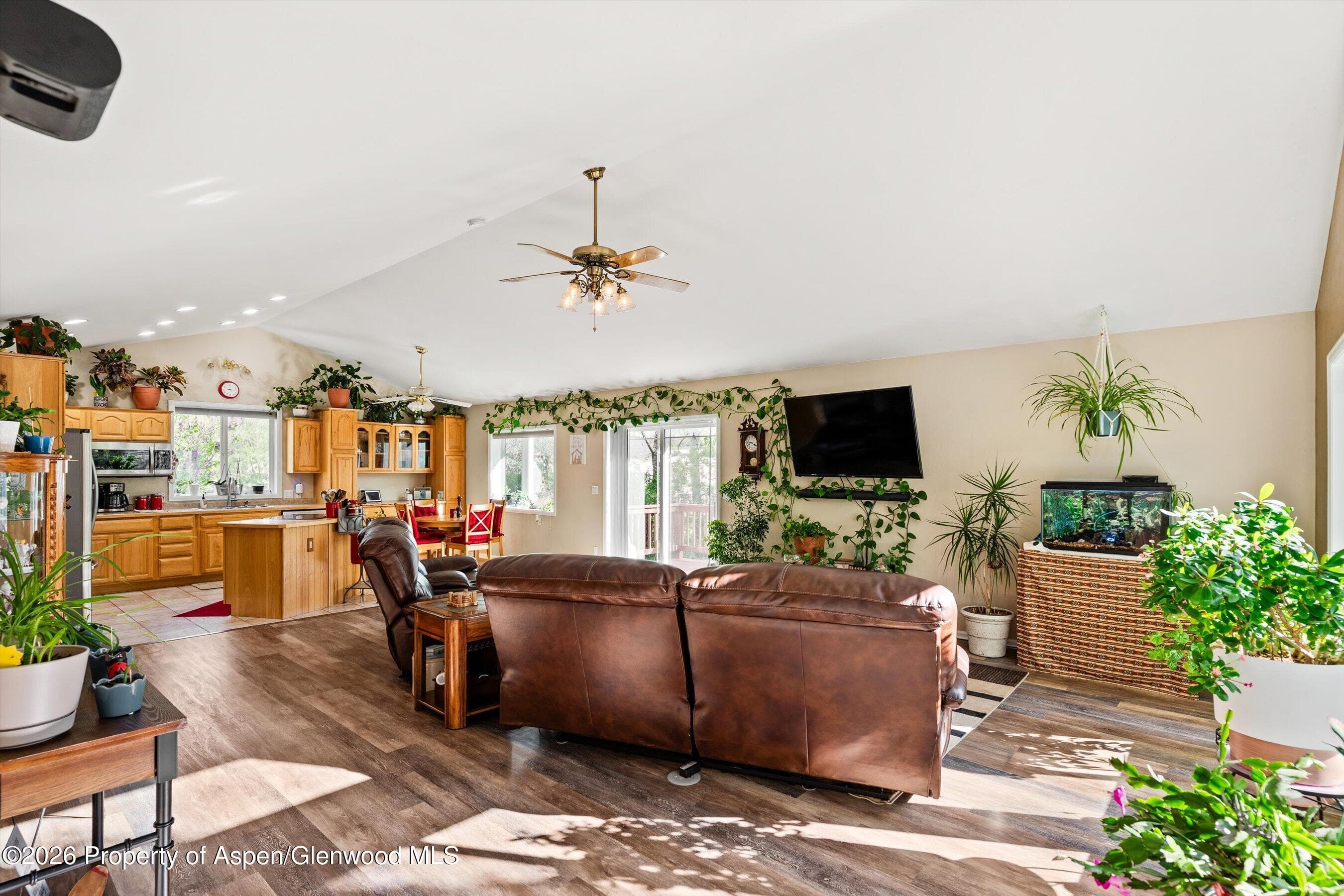 127 Cardinal Way, Parachute, CO 81635 - Photo 6