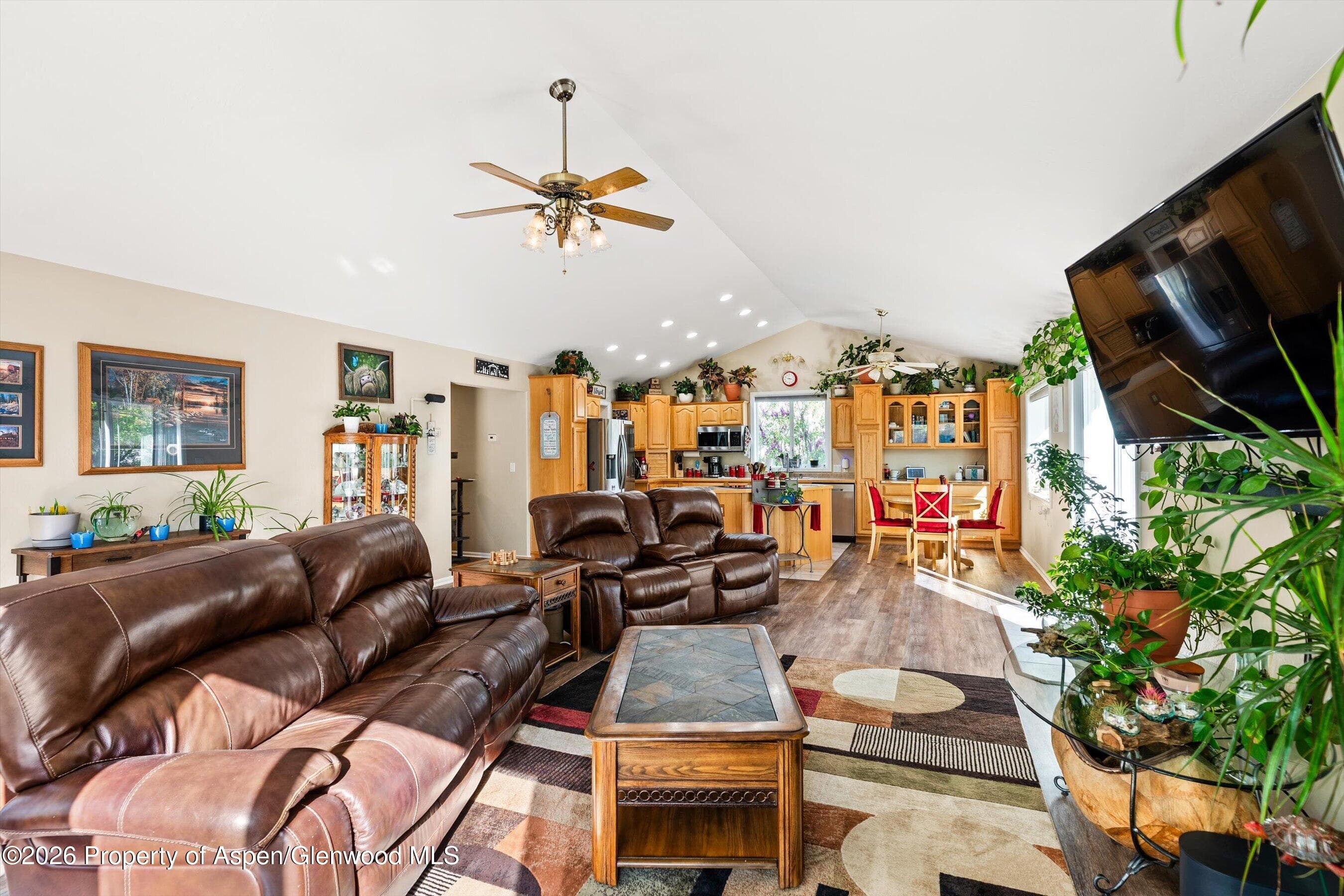 127 Cardinal Way, Parachute, CO 81635 - Photo 8