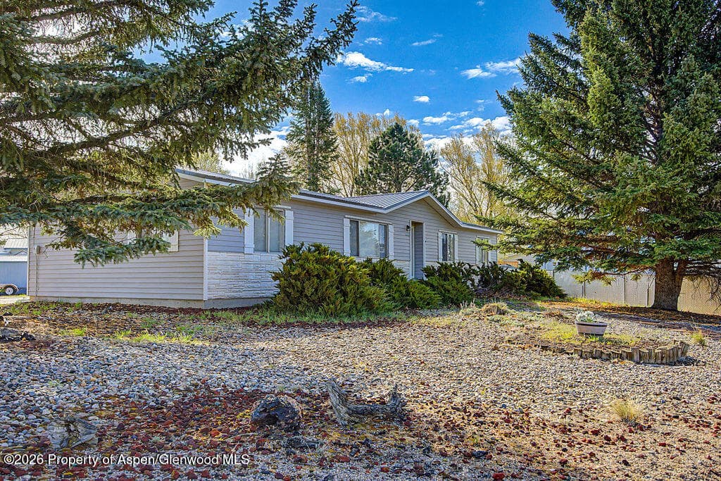 899 Ashley Road, Craig, CO 81625 - Photo 1