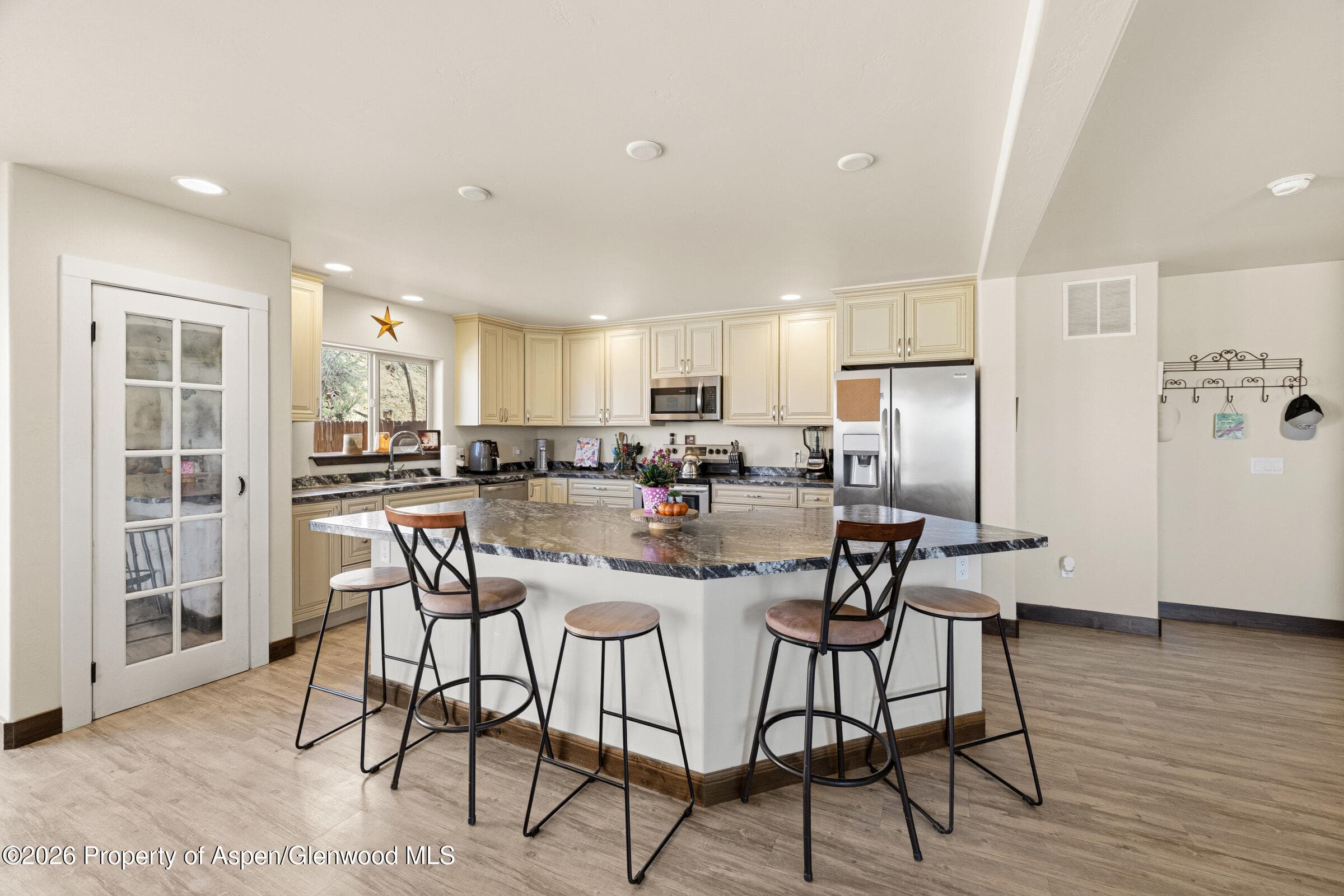 2010 E Ballard Ave, Silt, CO 81652 - Photo 7