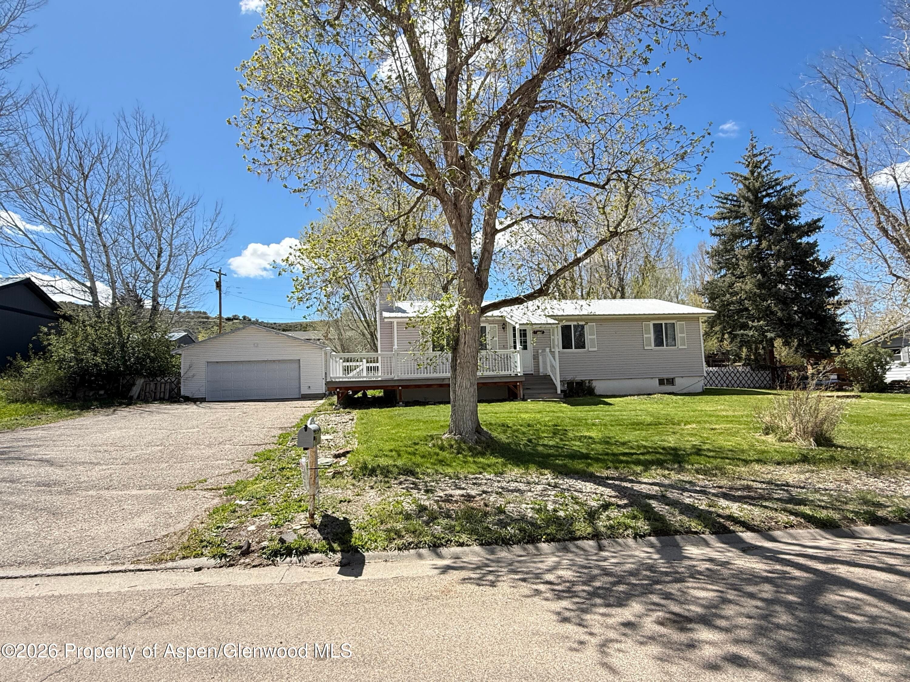 1240 Barclay Street, Craig, CO 81625 - Photo 3