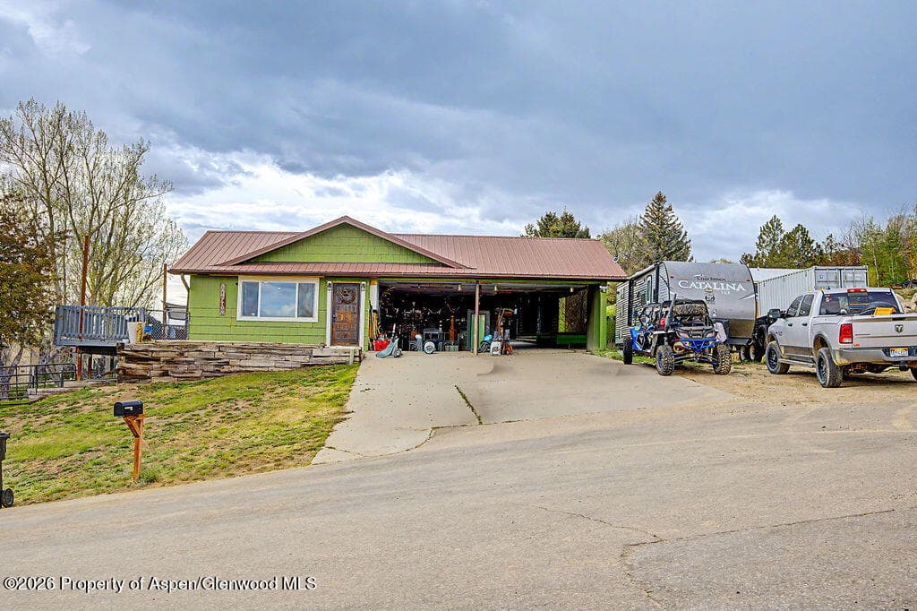 952 Green Street, Craig, CO 81625 - Photo 4