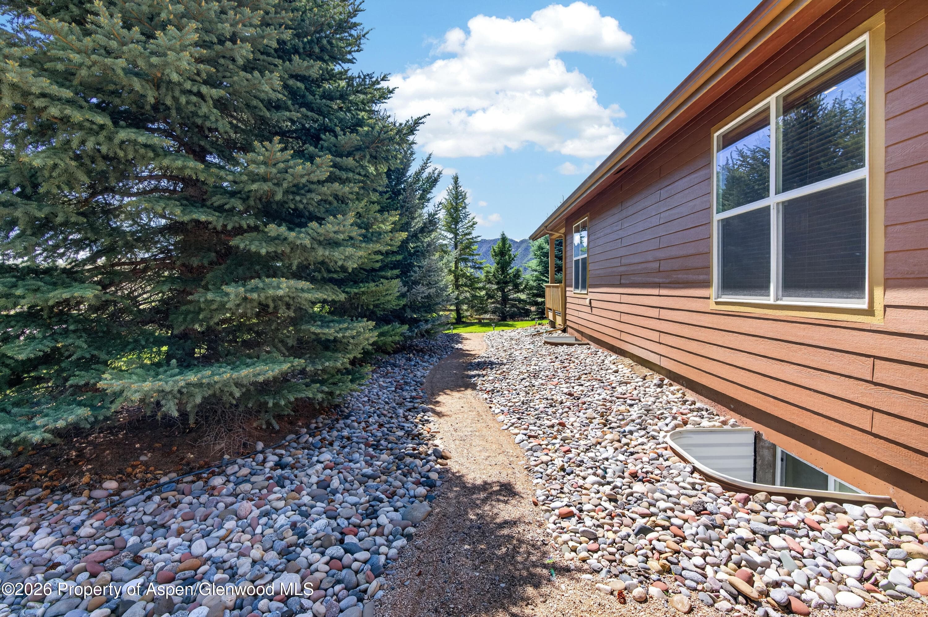 501 S Wildhorse Drive, New Castle, CO 81647 - Photo 38