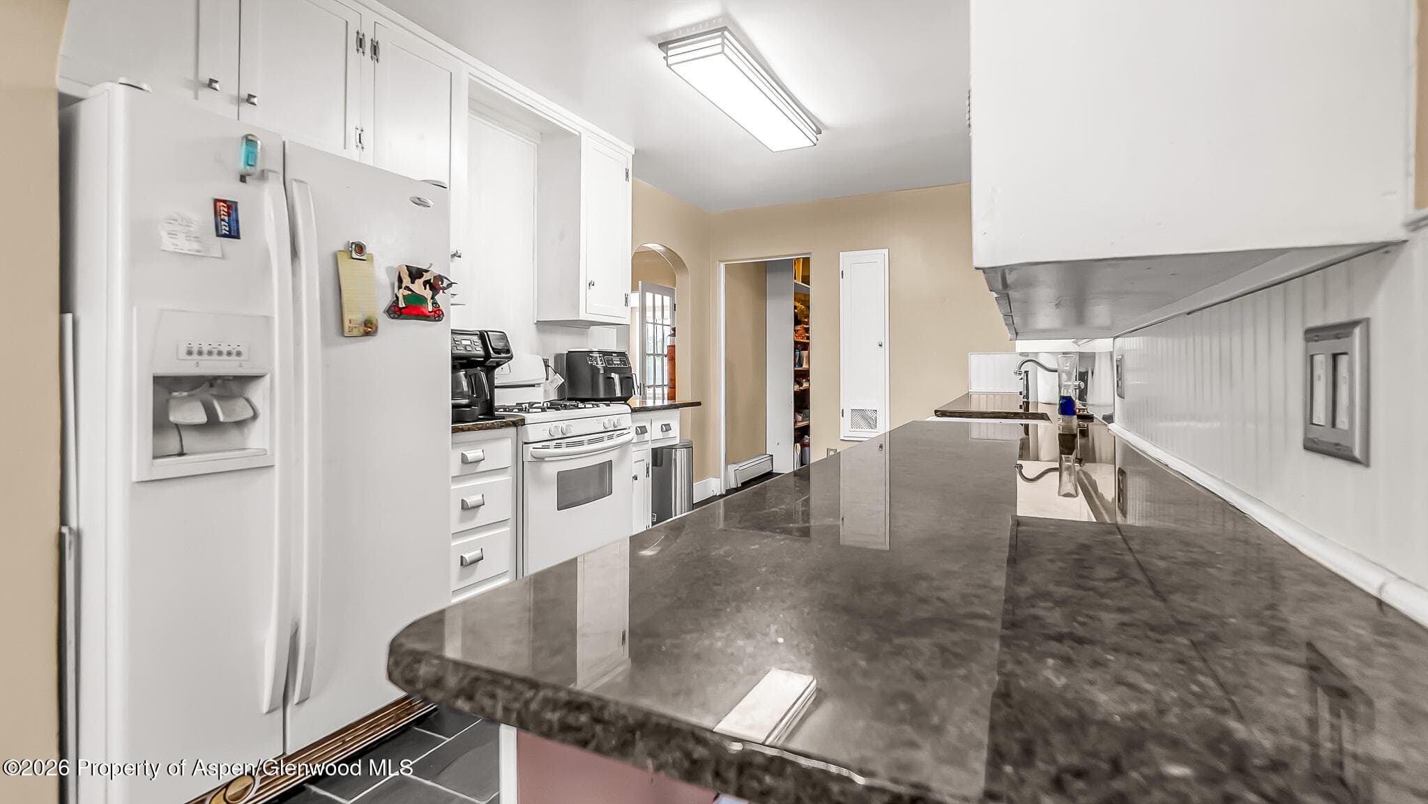 208 E 3rd Street, Parachute, CO 81635 - Photo 8