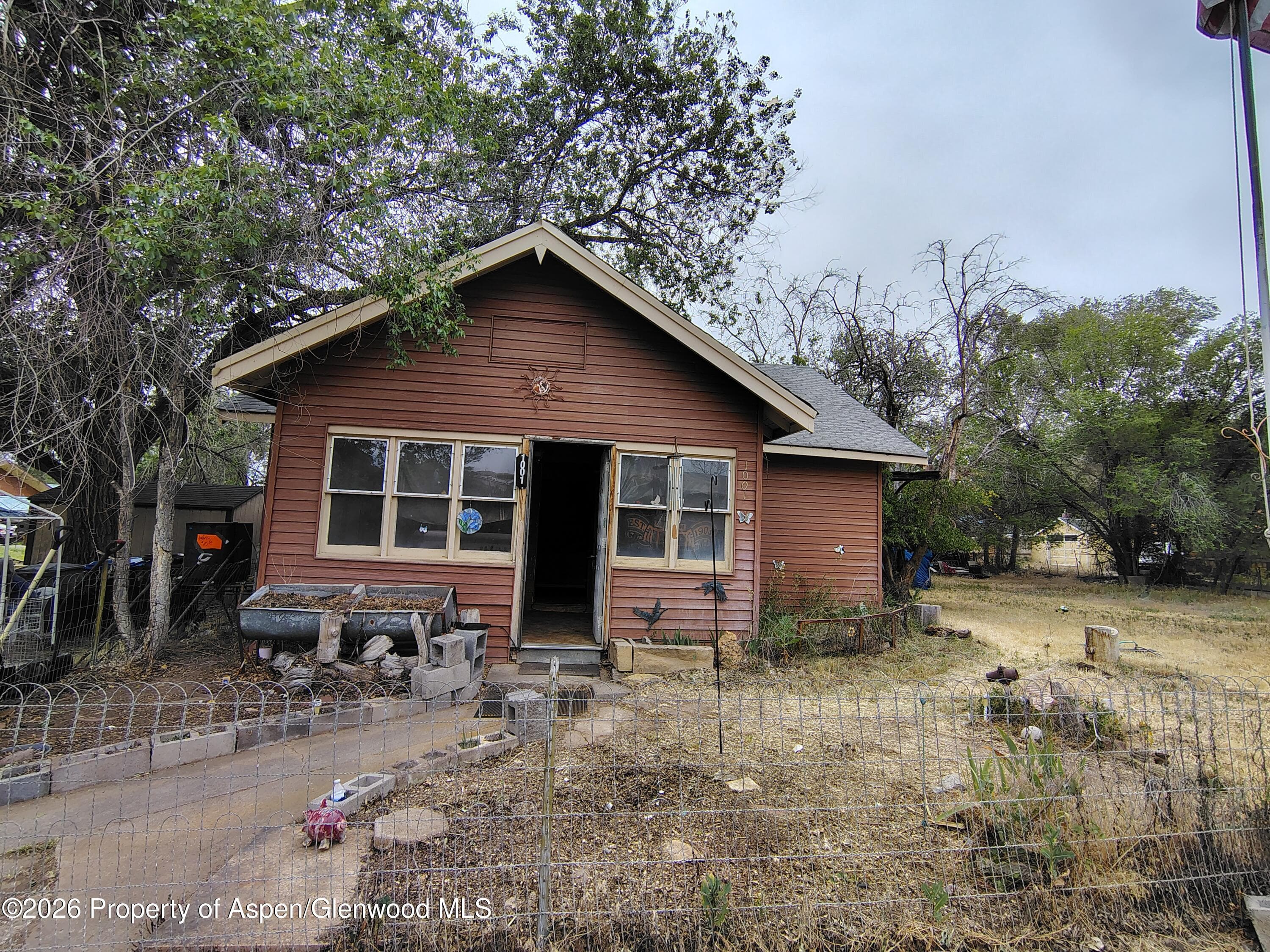 1001 East Avenue, Rifle, CO 81650 - Photo 2