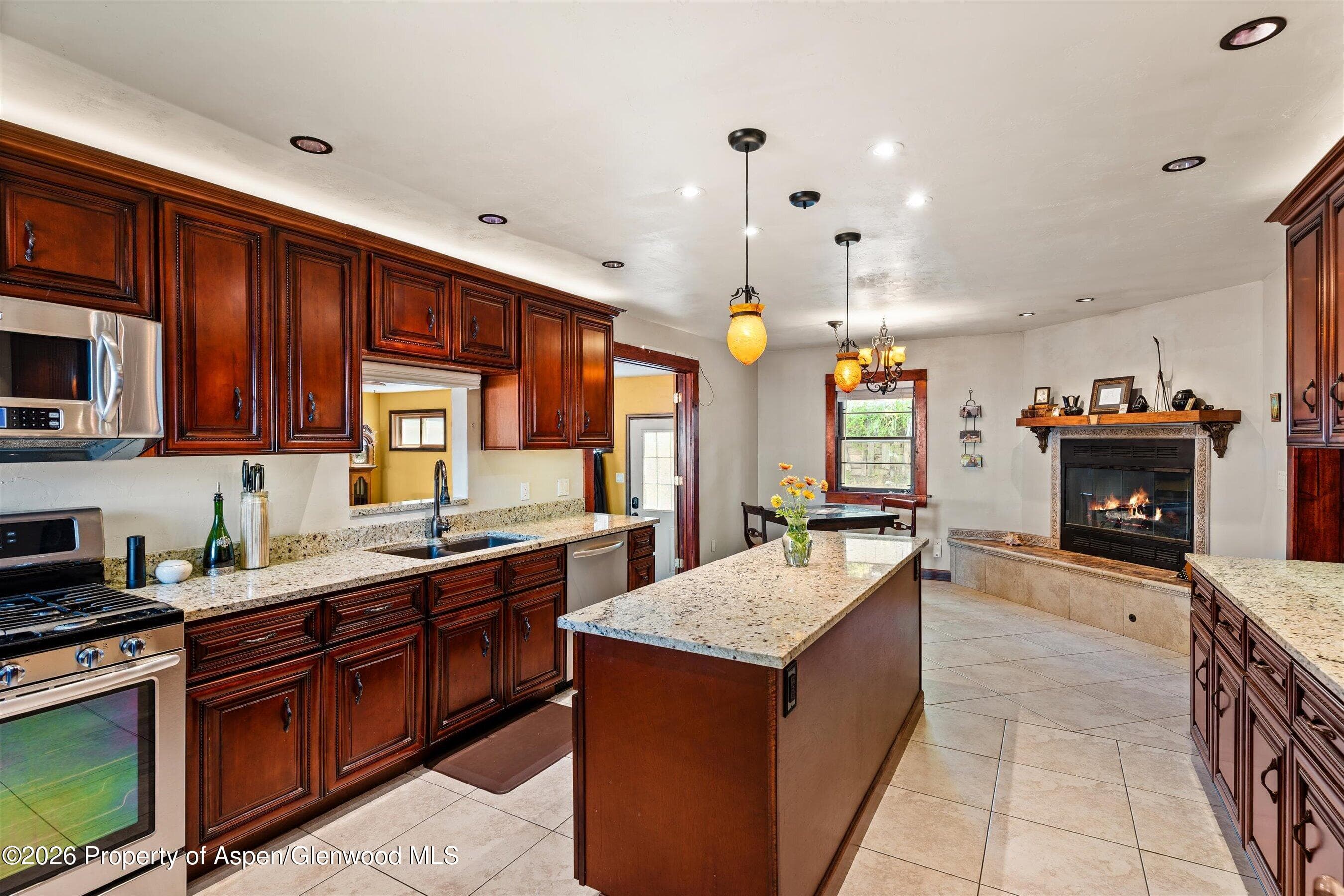 320 E 3rd Street, Rifle, CO 81650 - Photo 10