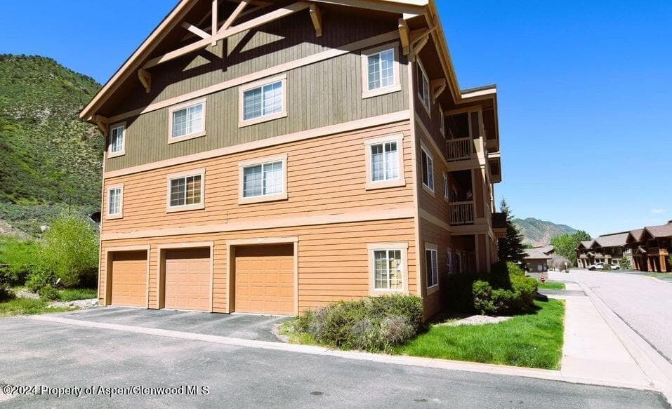 646 River View Drive, New Castle, CO 81647 - Photo 10