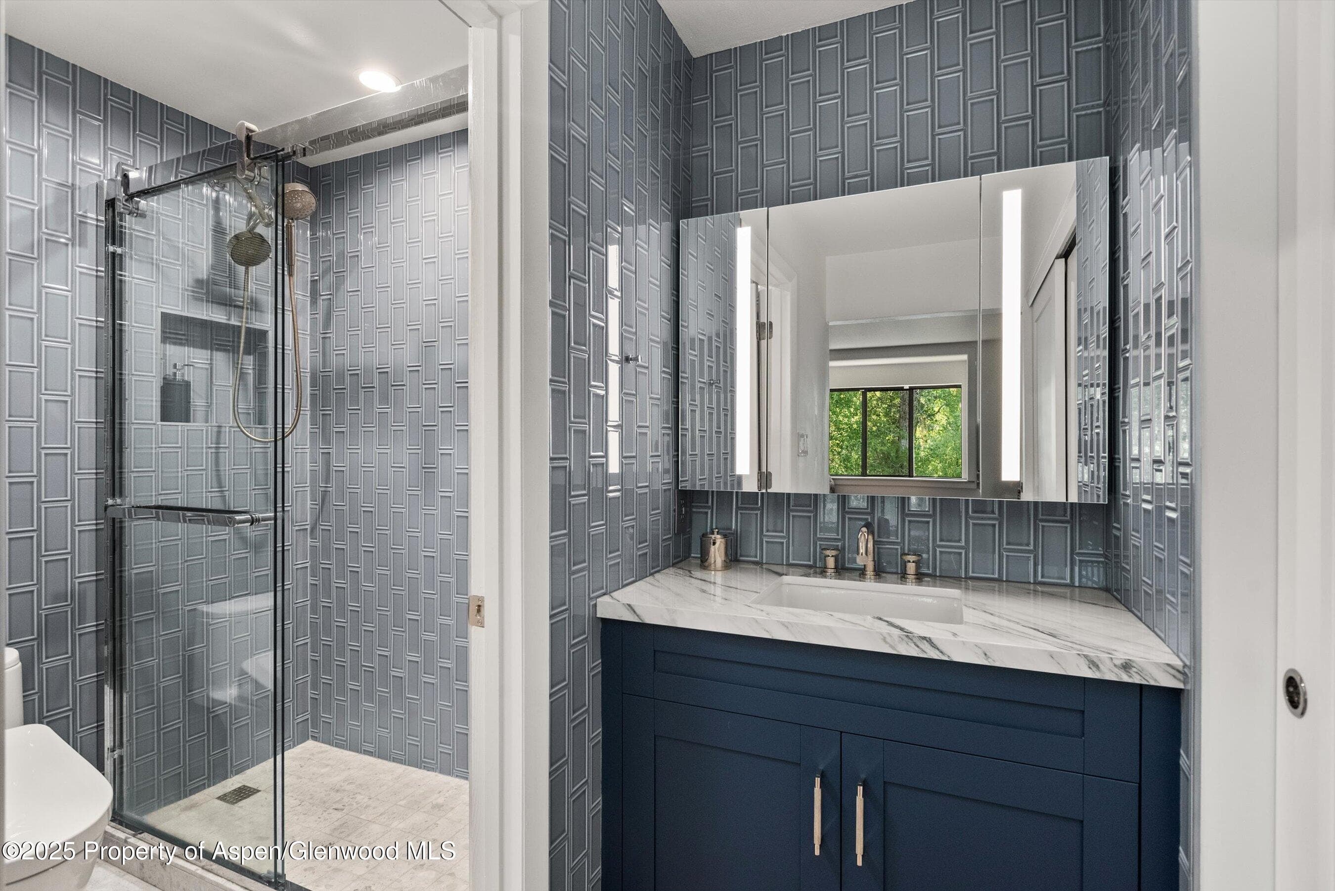 332 Vine Street - Photo 9