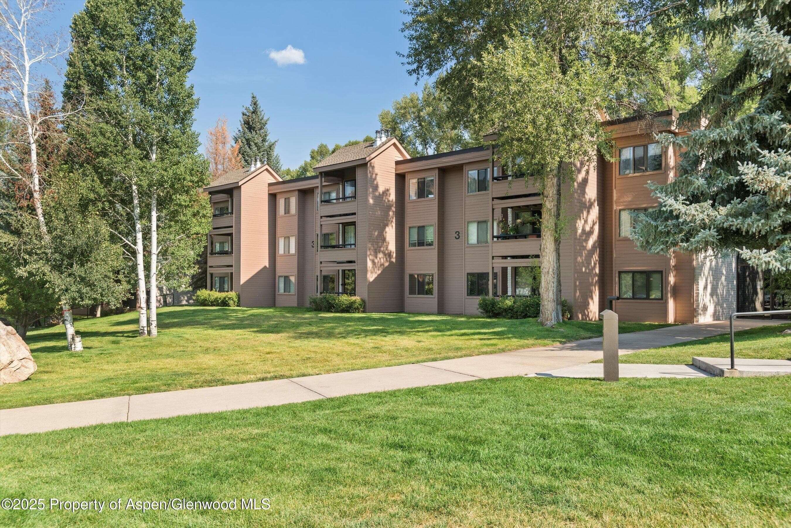 332 Vine Street - Photo 11