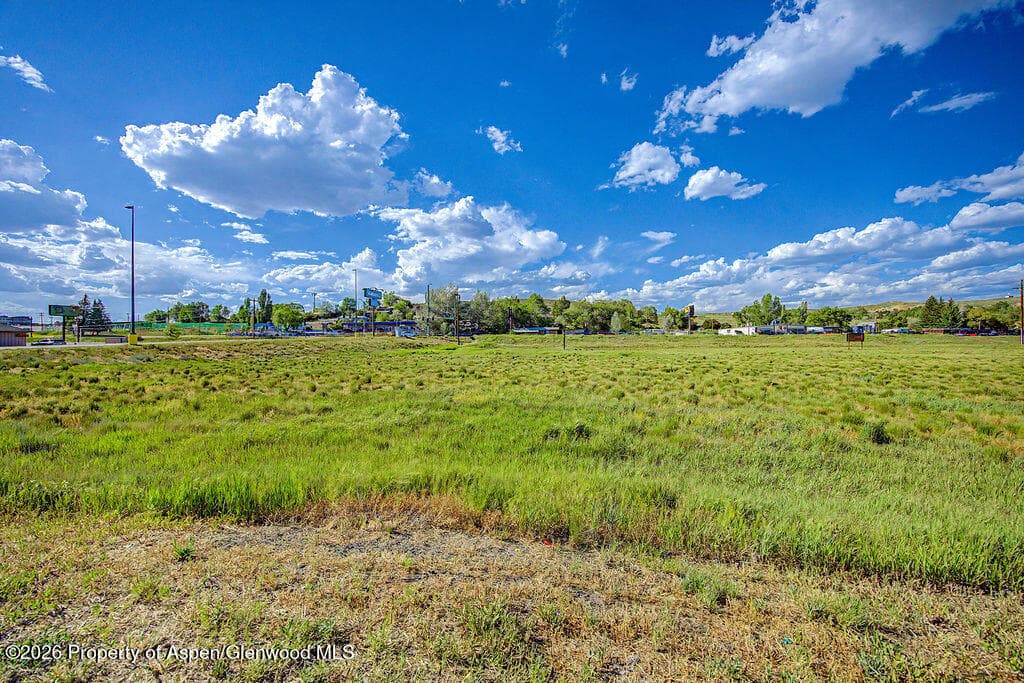 1950 W Victory Way, Craig, CO 81625 - Photo 7