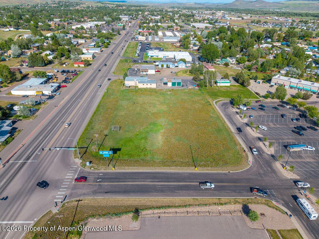 1950 W Victory Way, Craig, CO 81625 - Photo 11