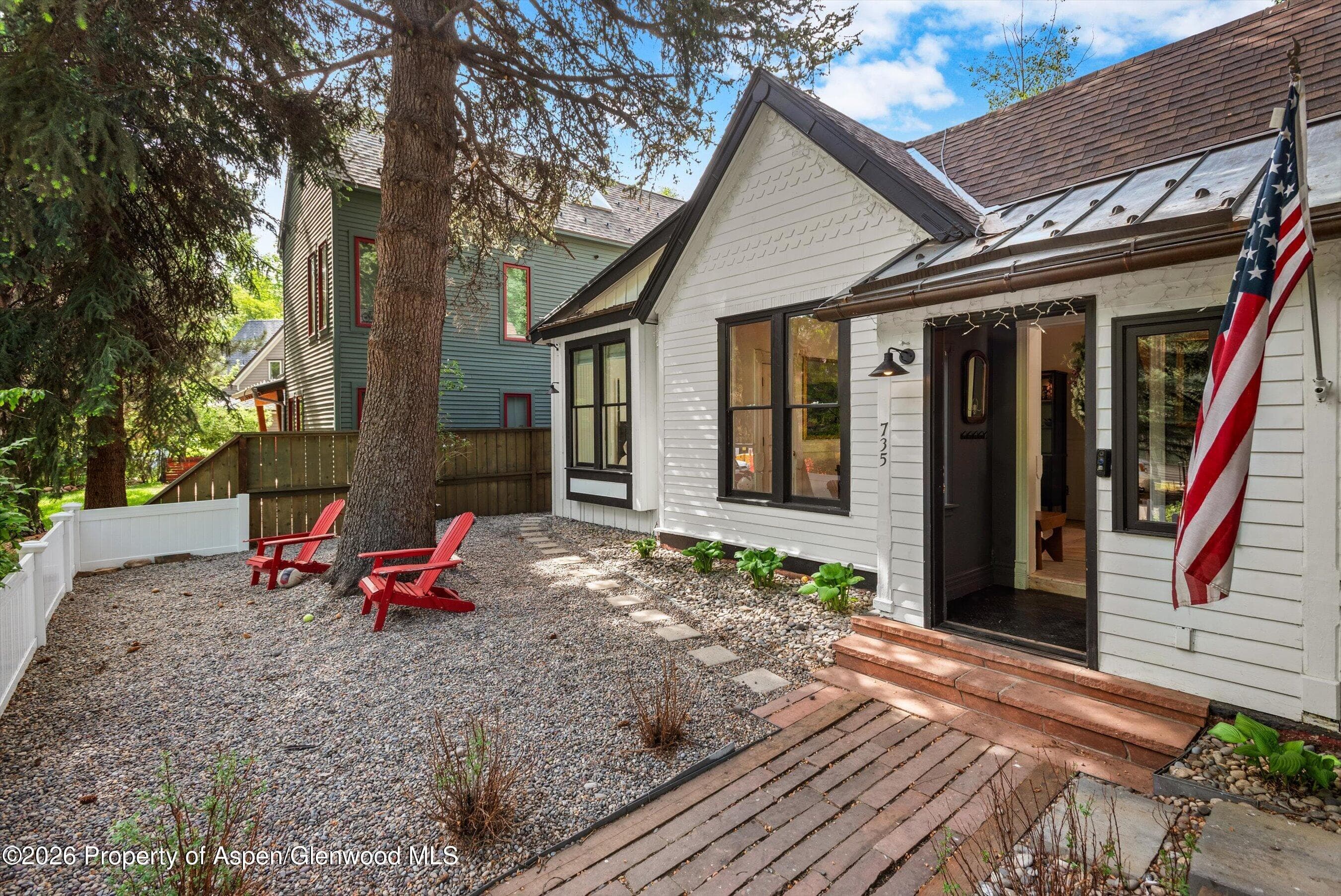735 W Bleeker Street, Aspen, CO 81611 - Photo 3