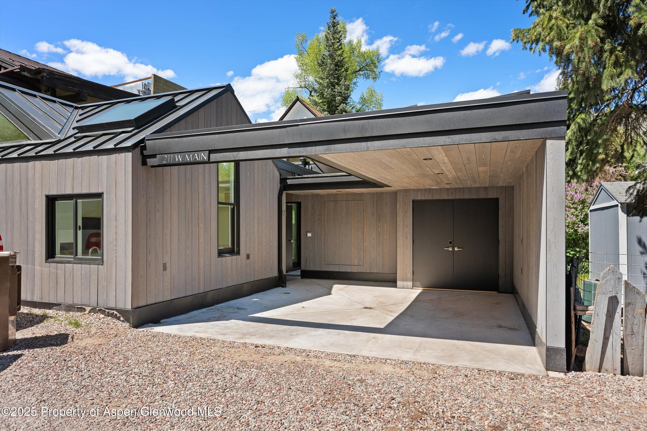 211 W Main Street, Aspen, CO 81611 - Photo 39