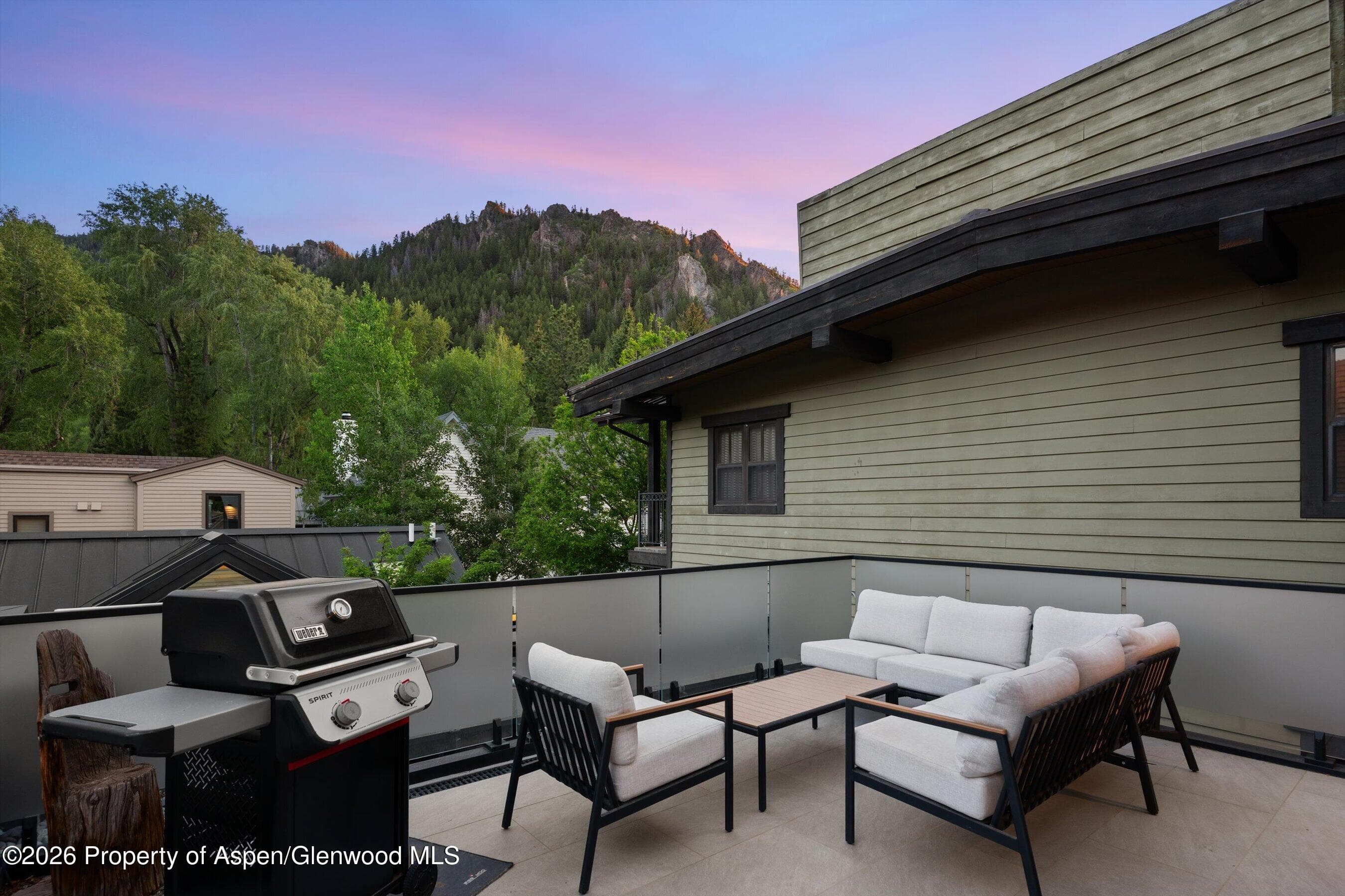 211 W Main Street, Aspen, CO 81611 - Photo 50