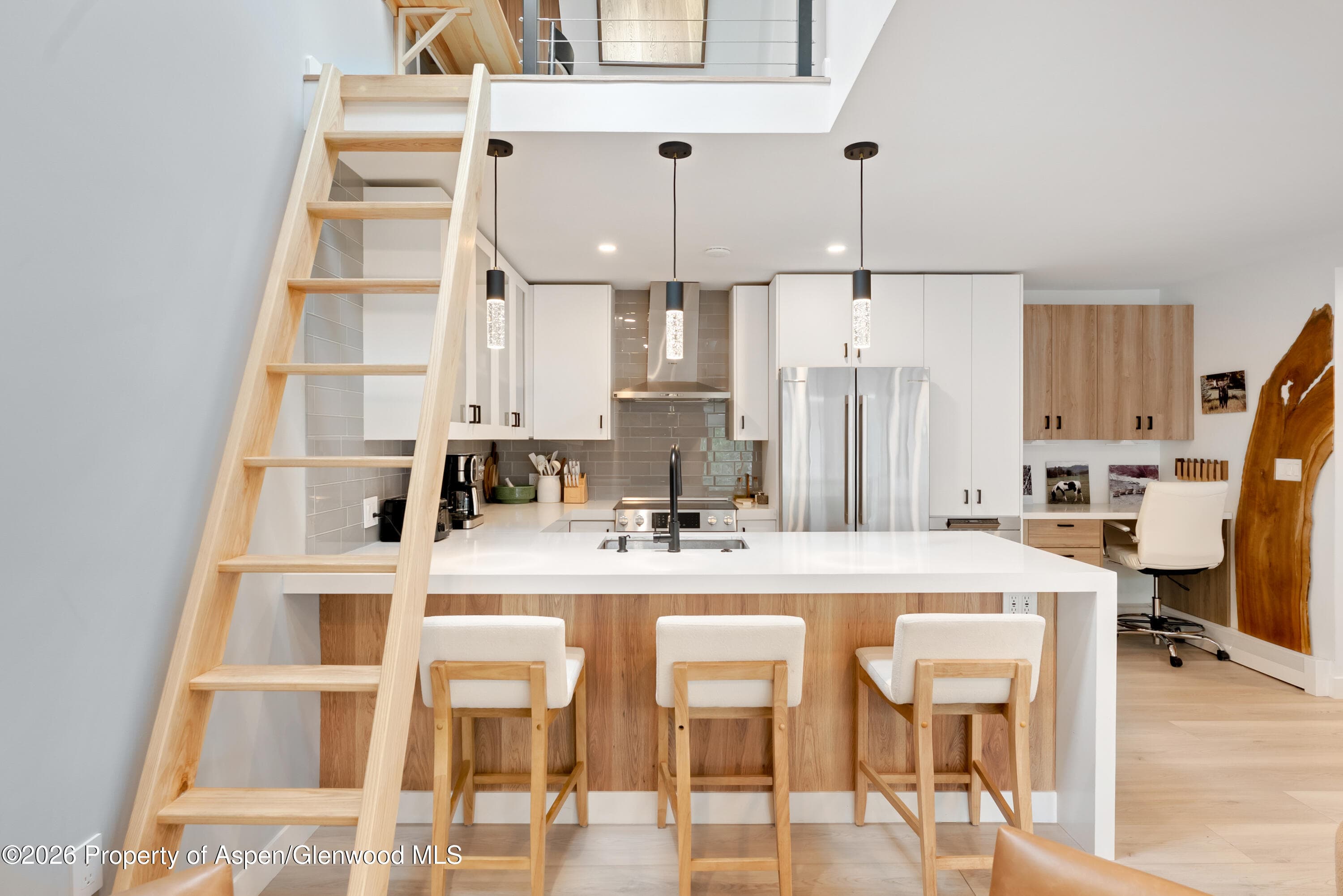 910 W Hallam Street 9 - Photo 6