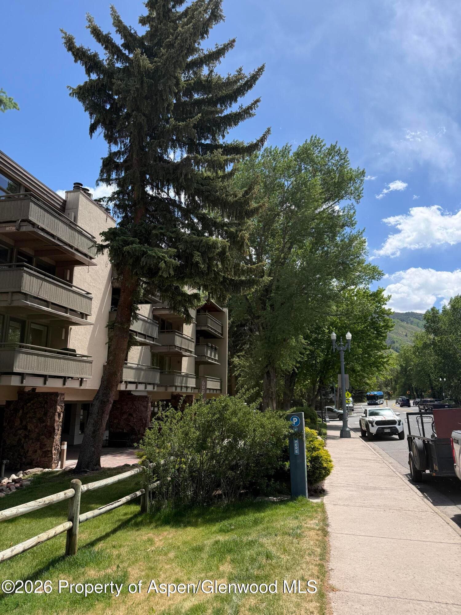 600 E Main Street 406, Aspen, CO 81611 - Photo 20