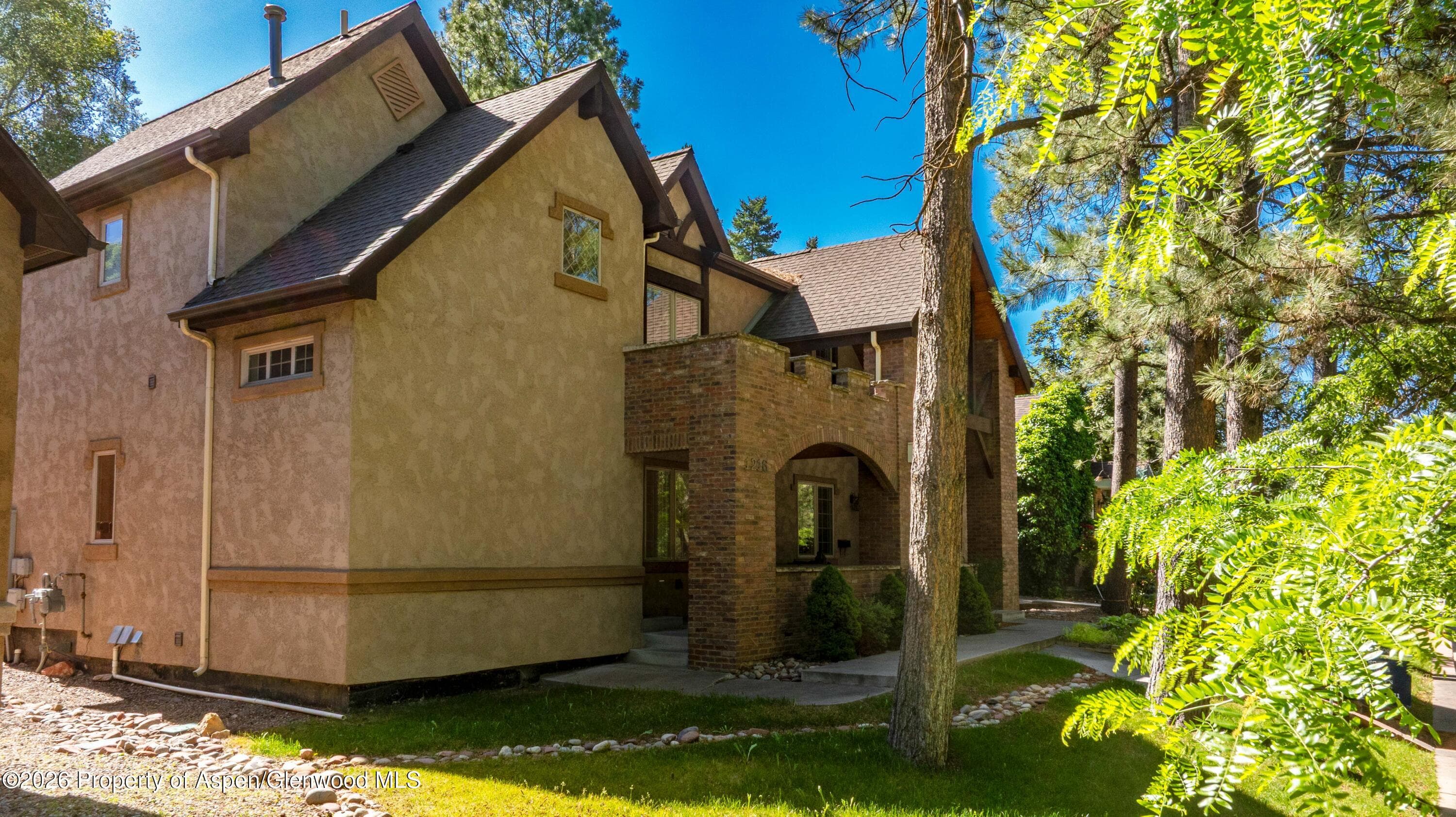1216 Grand Avenue, Glenwood Springs, CO 81601 - Photo 2
