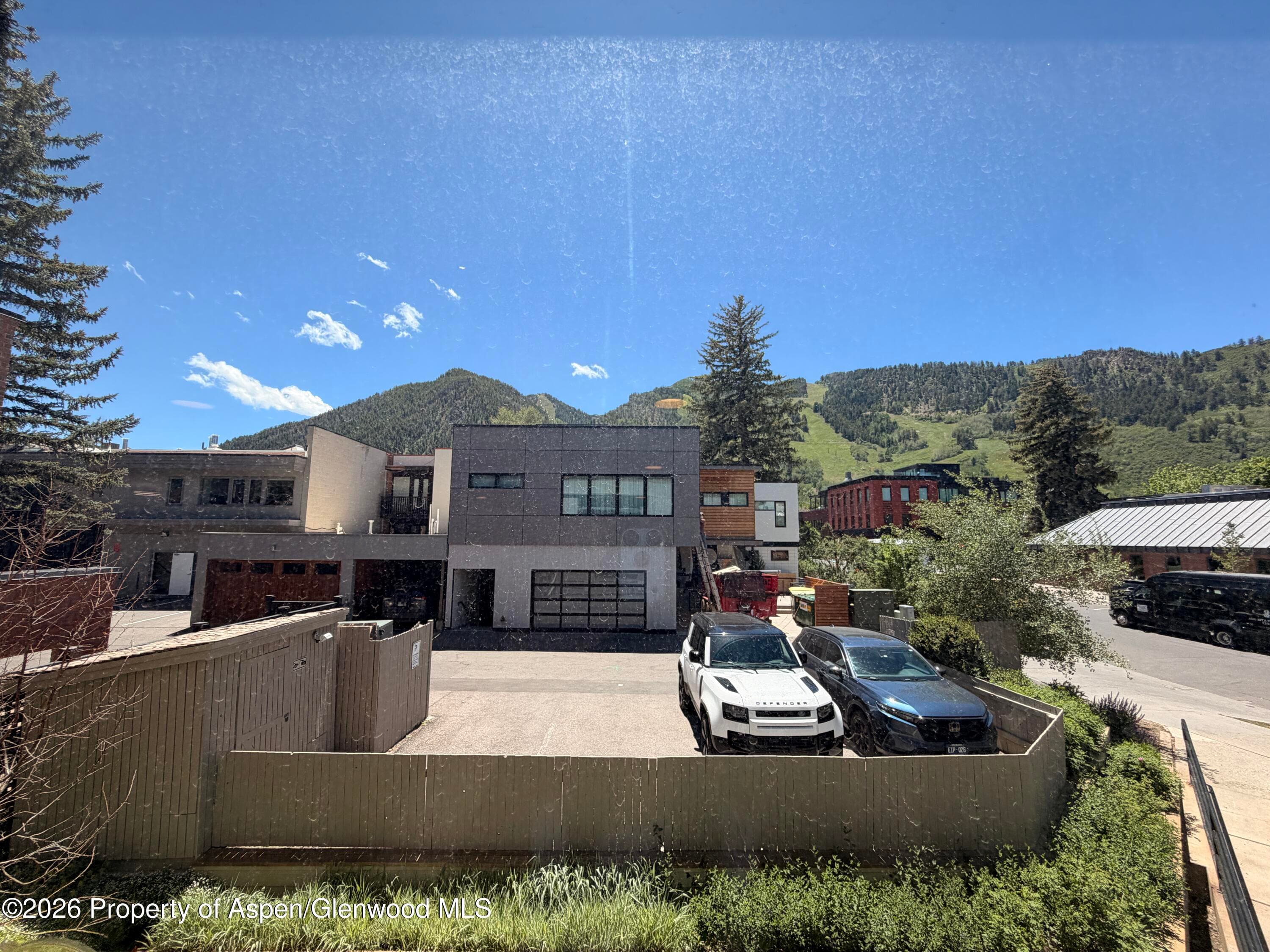 601 E Hopkins Avenue 202, Aspen, CO 81611 - Photo 10