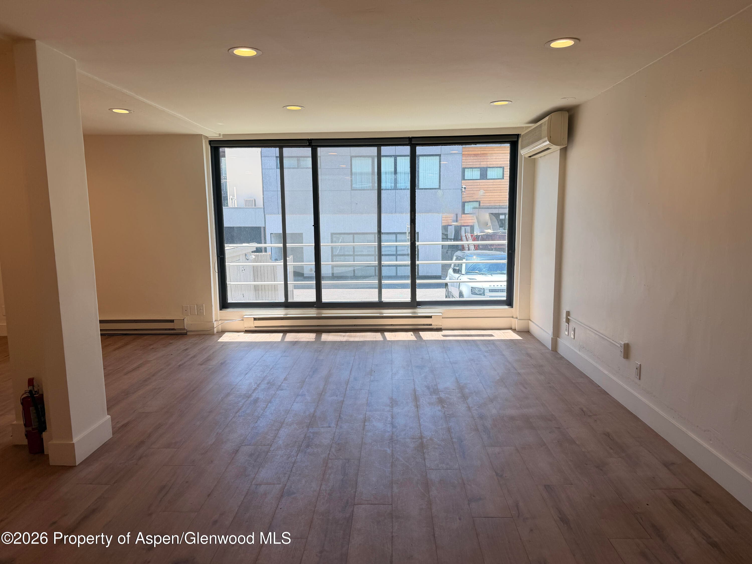601 E Hopkins Avenue 202, Aspen, CO 81611 - Photo 4
