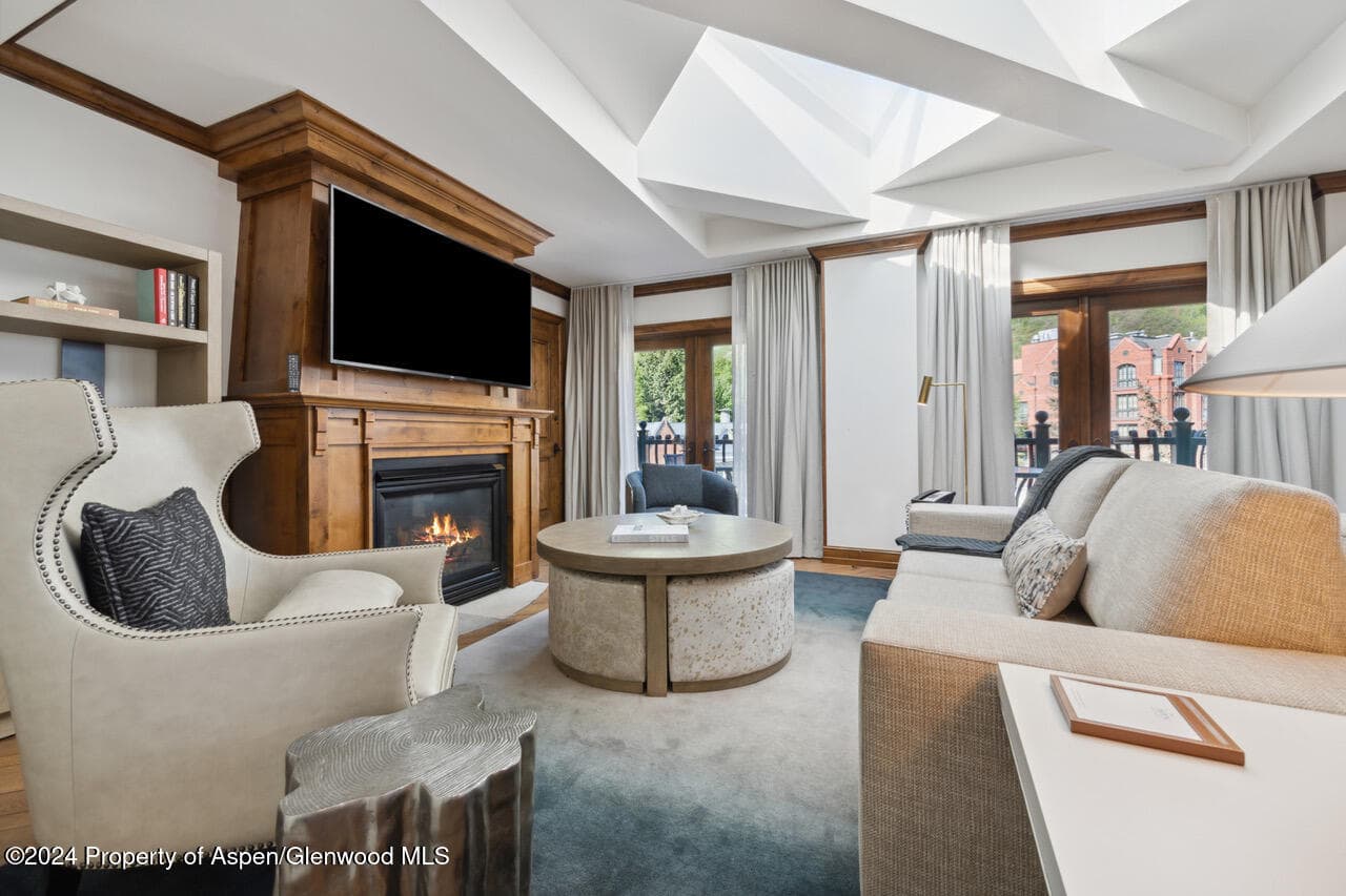 415 E Dean St, Unit 45, Week 35, Aspen, CO 81611 - Photo 5