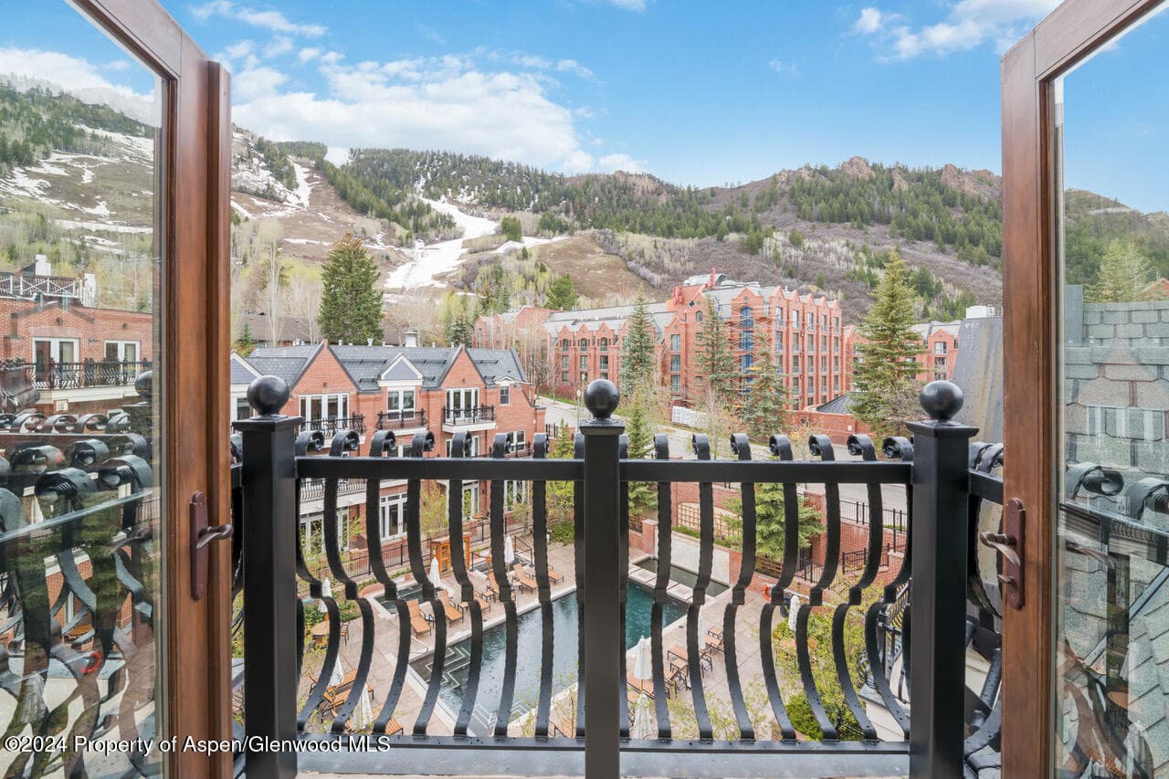 415 E Dean St., Unit 45, Weeks 51/52, Aspen, CO 81611 - Photo 2
