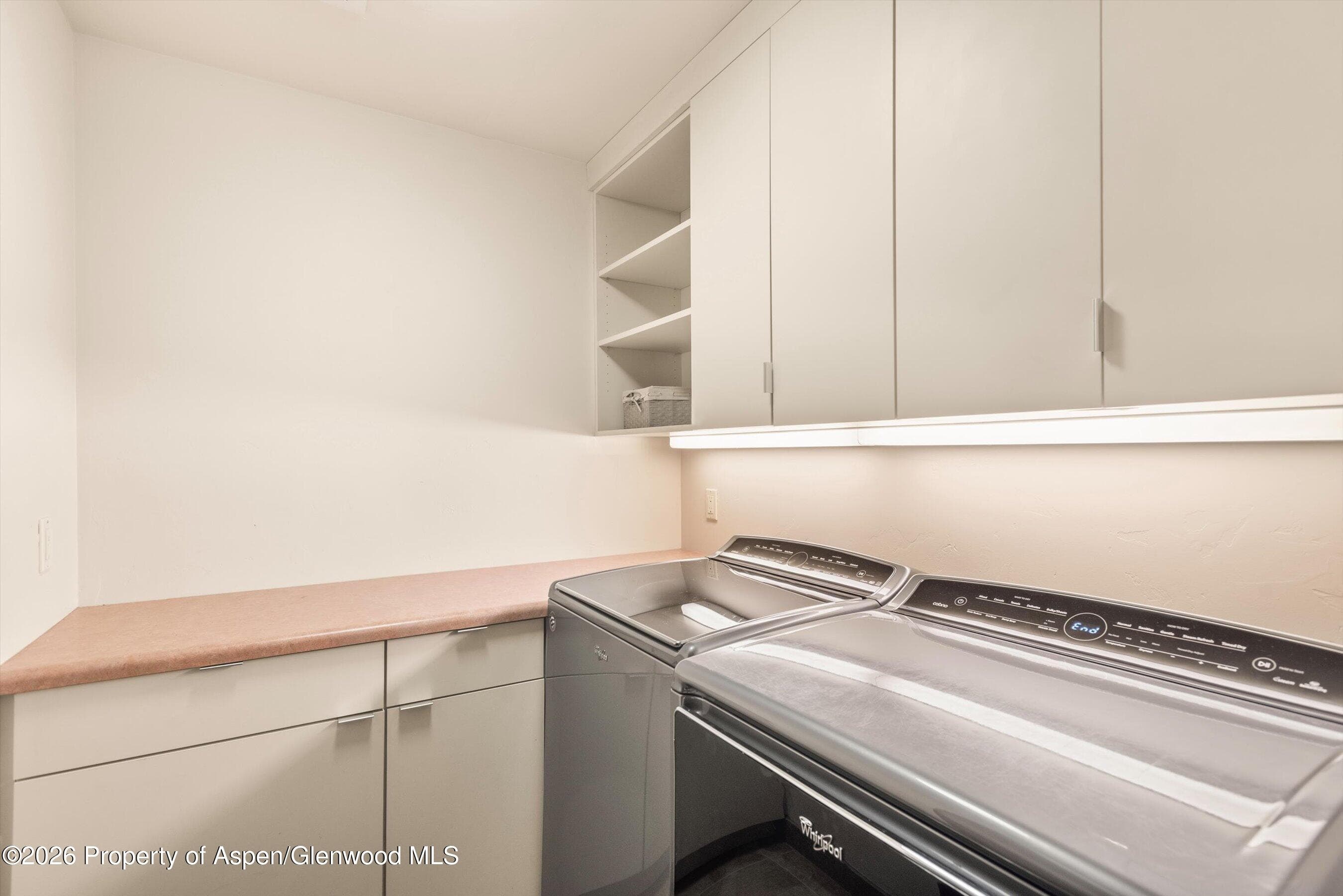 939 E Cooper Avenue B, Aspen, CO 81611 - Photo 21
