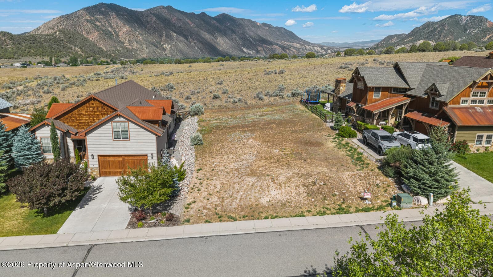 821 Ute Circle, New Castle, CO 81647 - Photo 2