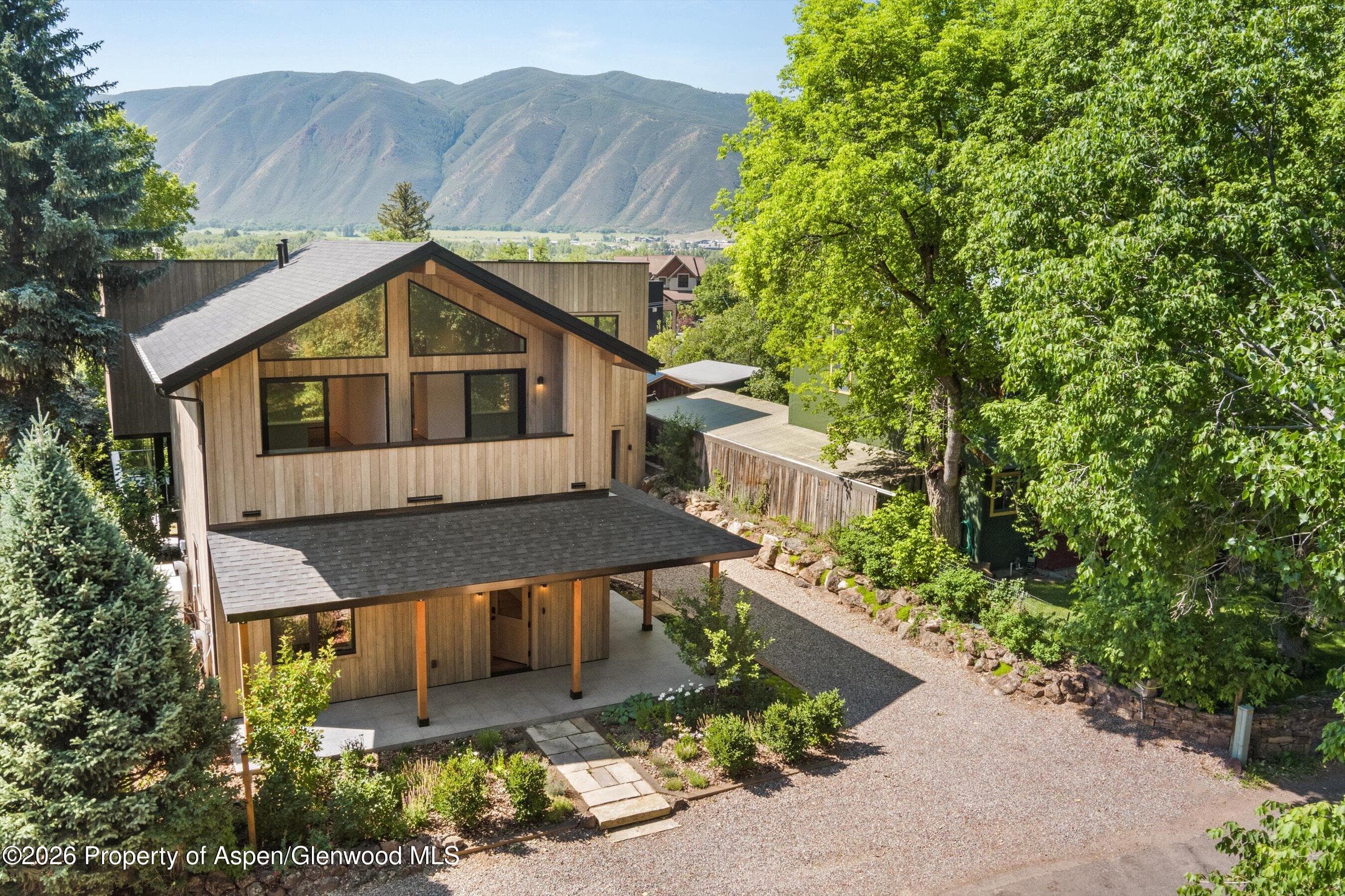 129 W Sopris Drive, Basalt, CO 81621 - Photo 4